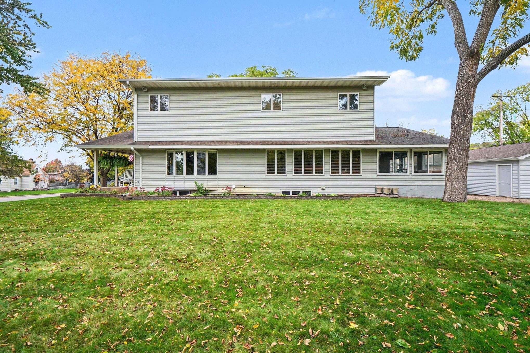 View of Residential Income at 630 Summit Avenue, Saint Paul Park MN 55071, Saint Paul Park (44 of 49) - Mike Wilen | Minnesota Team Real Estate