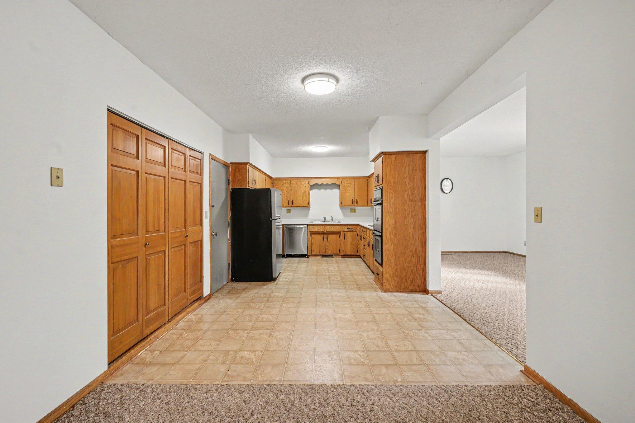 View of Residential Income at 630 Summit Avenue, Saint Paul Park MN 55071, Saint Paul Park (35 of 49) - Mike Wilen | Minnesota Team Real Estate