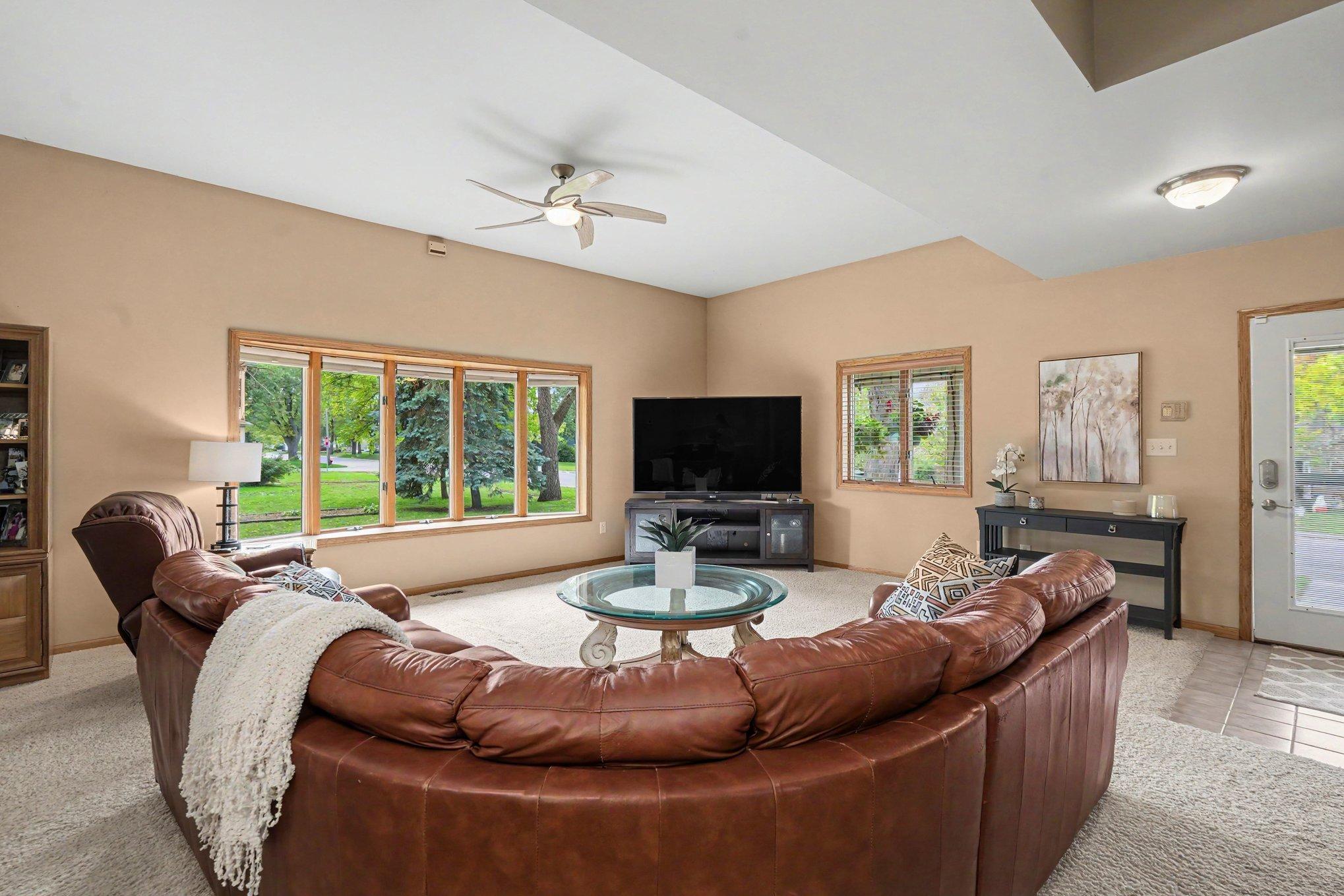 View of Residential Income at 630 Summit Avenue, Saint Paul Park MN 55071, Saint Paul Park (12 of 49) - Mike Wilen | Minnesota Team Real Estate