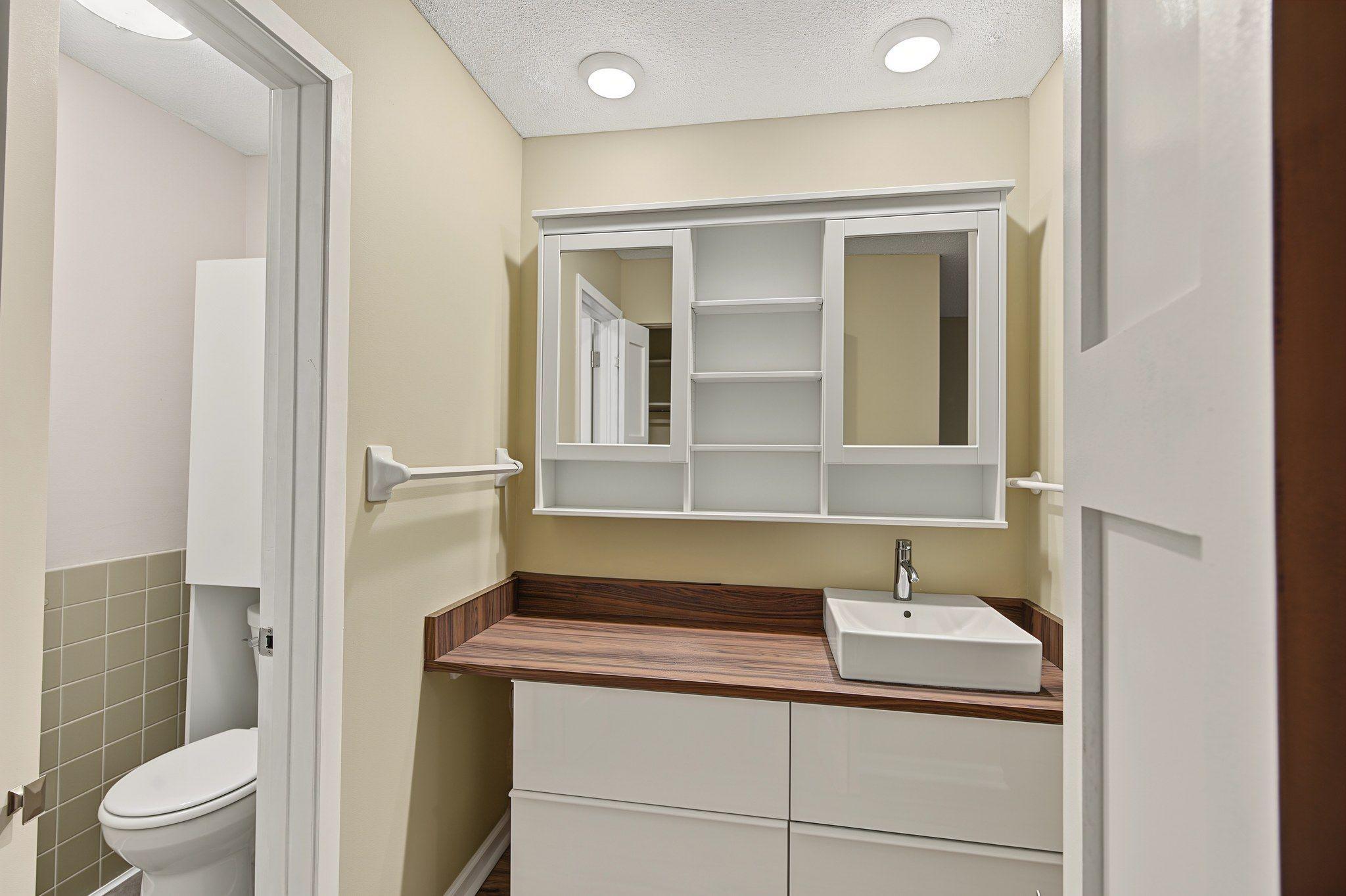 View of Residential at 3200 Virginia Avenue #215, Saint Louis Park MN 55426, Saint Louis Park (18 of 32) - Mike Wilen | Minnesota Team Real Estate