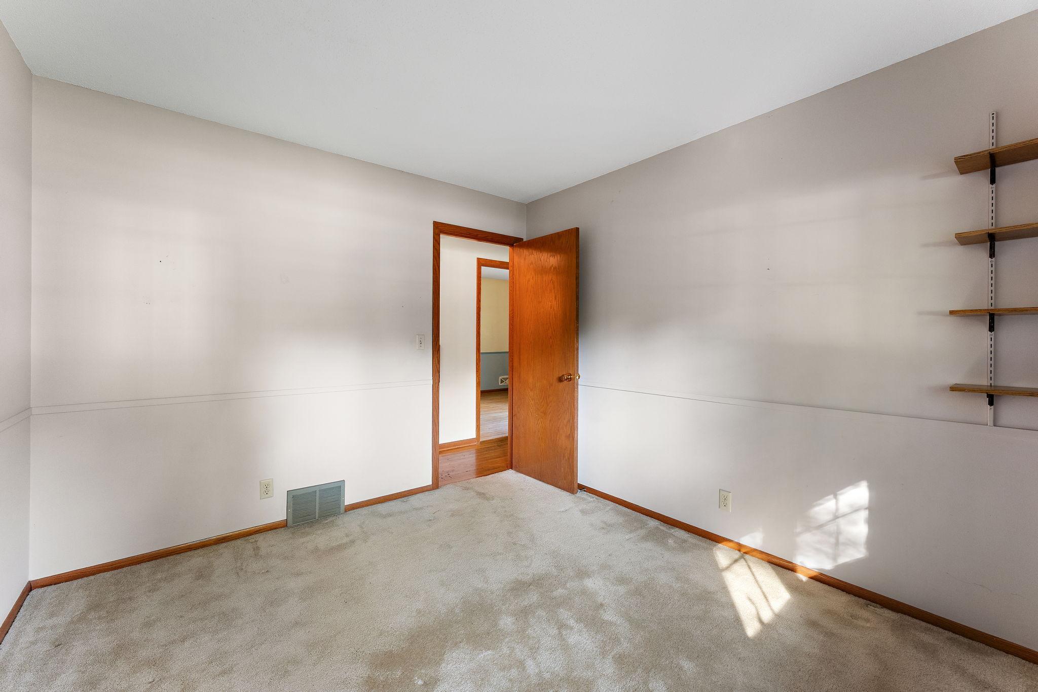 View of Residential at 13208 Penn Avenue, Burnsville MN 55337, Burnsville (18 of 28) - Mike Wilen | Minnesota Team Real Estate
