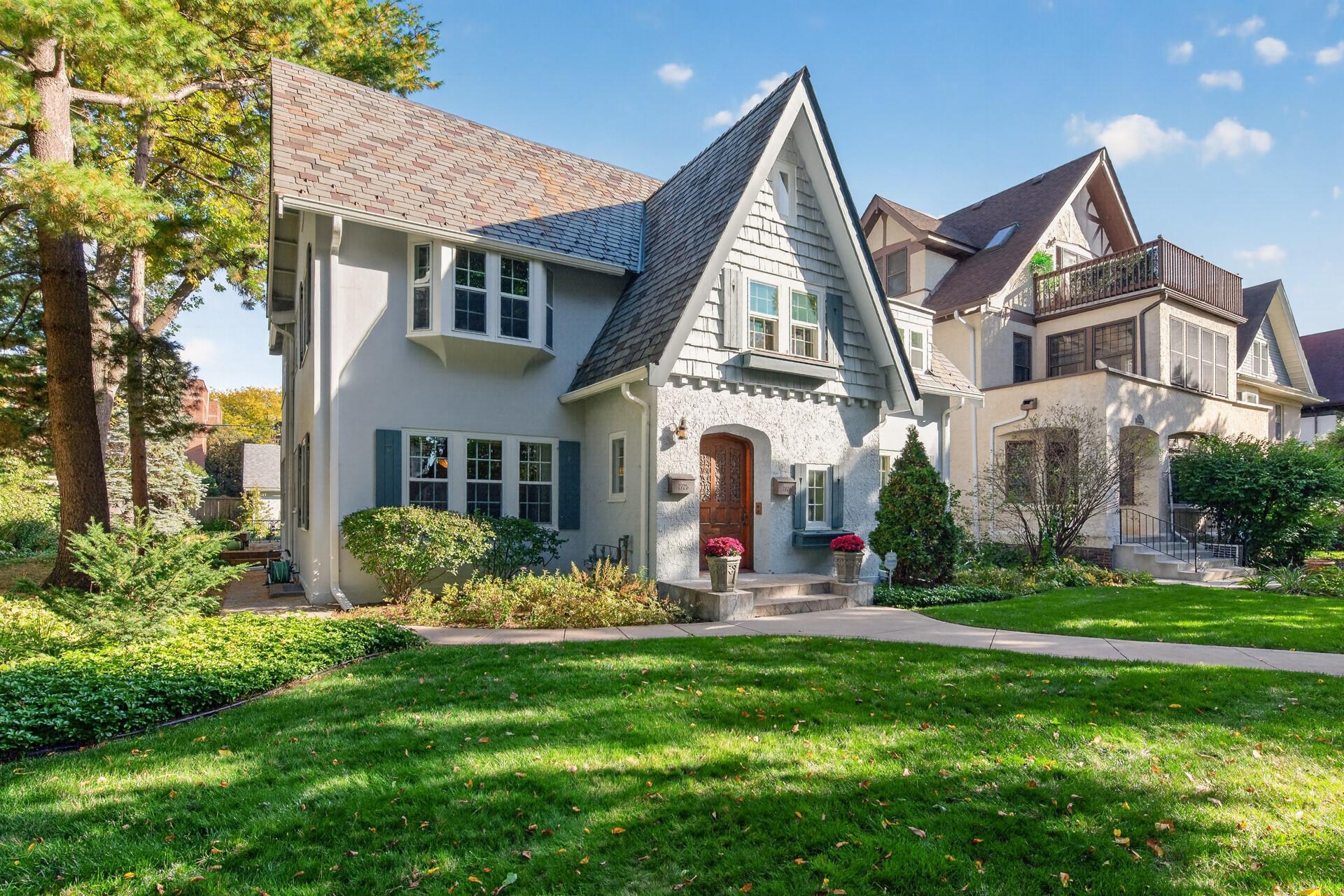 View of Residential at 2725 Irving Avenue #1, Minneapolis MN 55408, Minneapolis (2 of 43) - Mike Wilen | Minnesota Team Real Estate