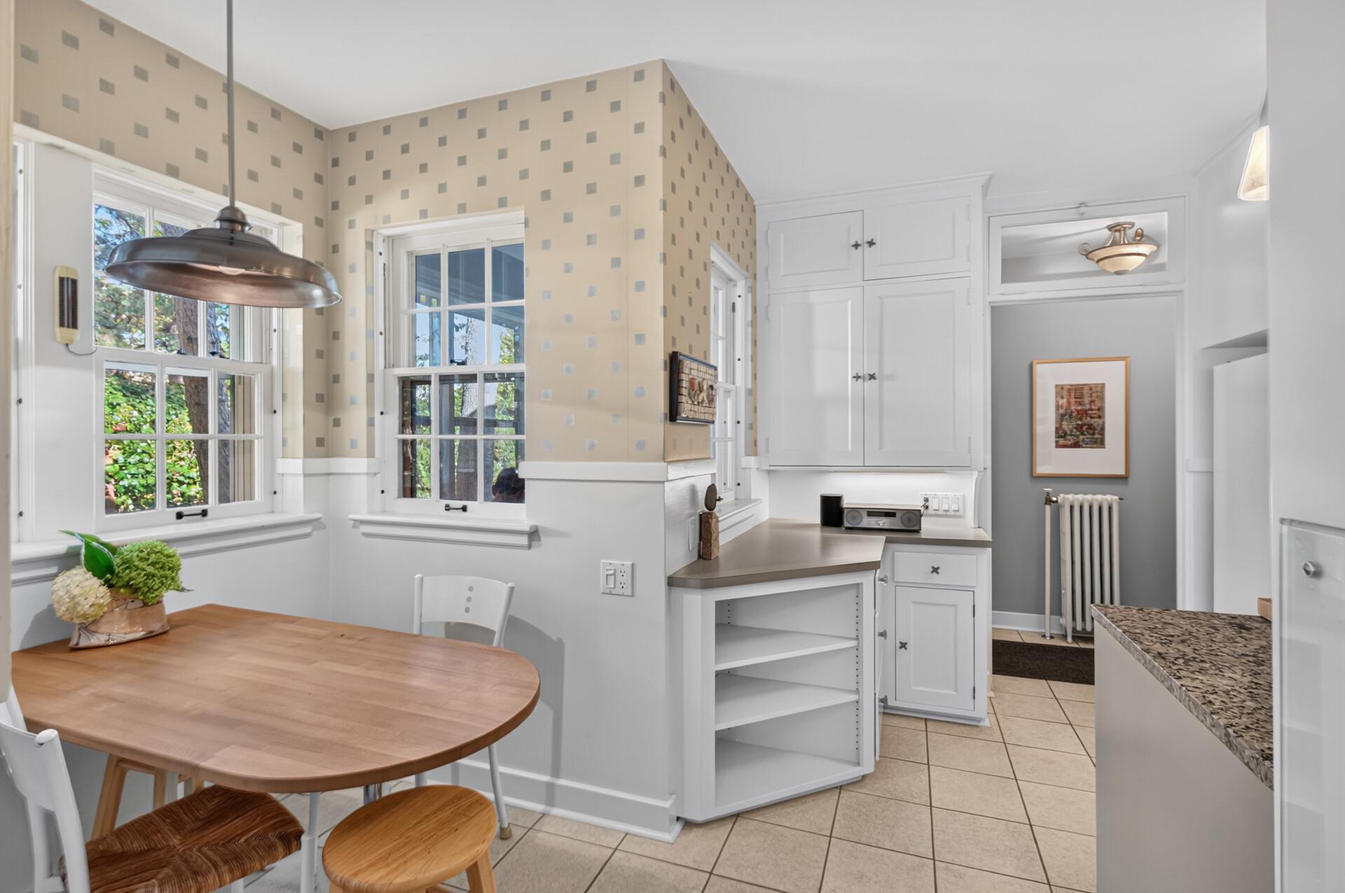 View of Residential at 2725 Irving Avenue #1, Minneapolis MN 55408, Minneapolis (20 of 43) - Mike Wilen | Minnesota Team Real Estate