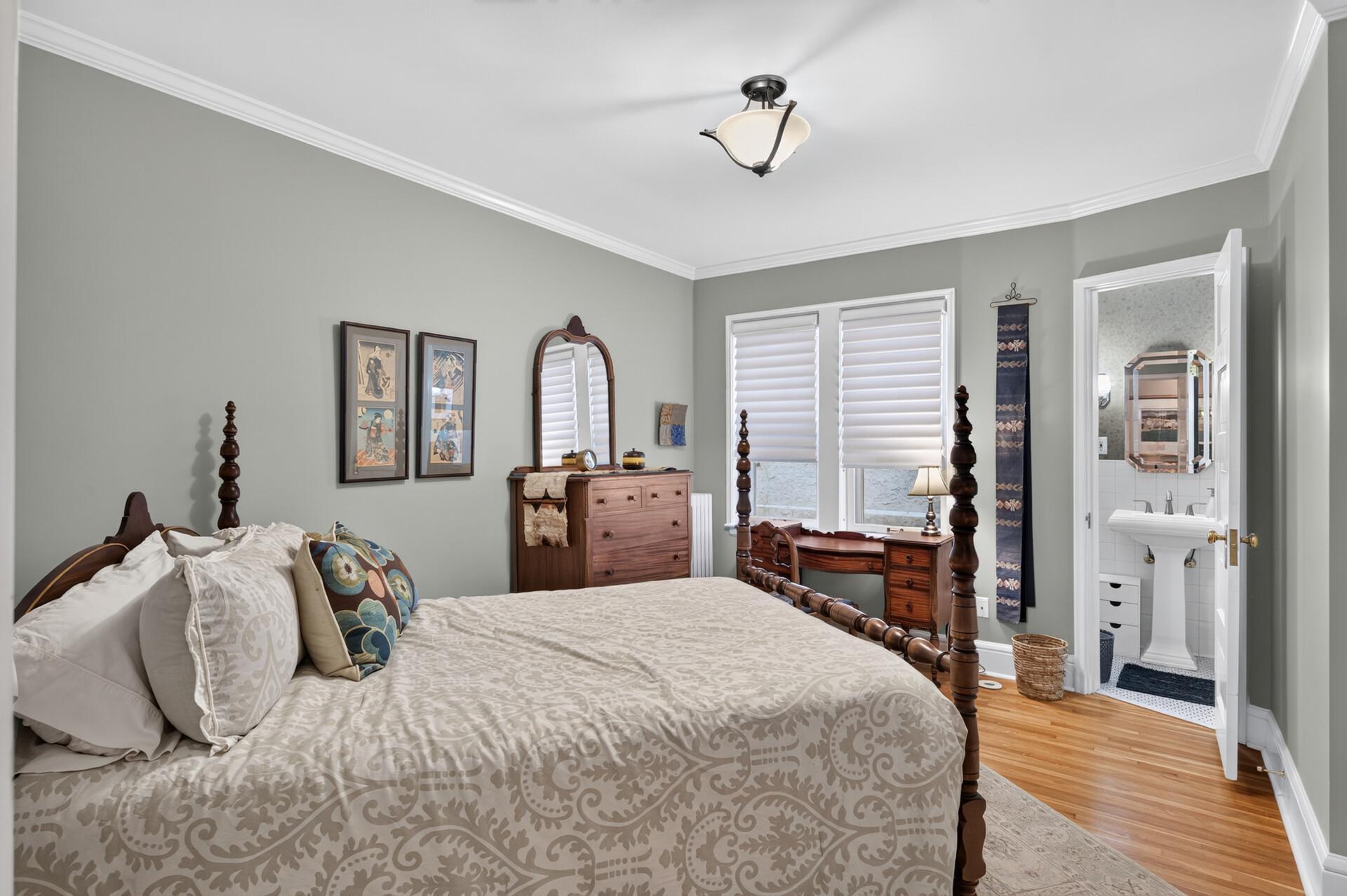 View of Residential at 2725 Irving Avenue #1, Minneapolis MN 55408, Minneapolis (26 of 43) - Mike Wilen | Minnesota Team Real Estate