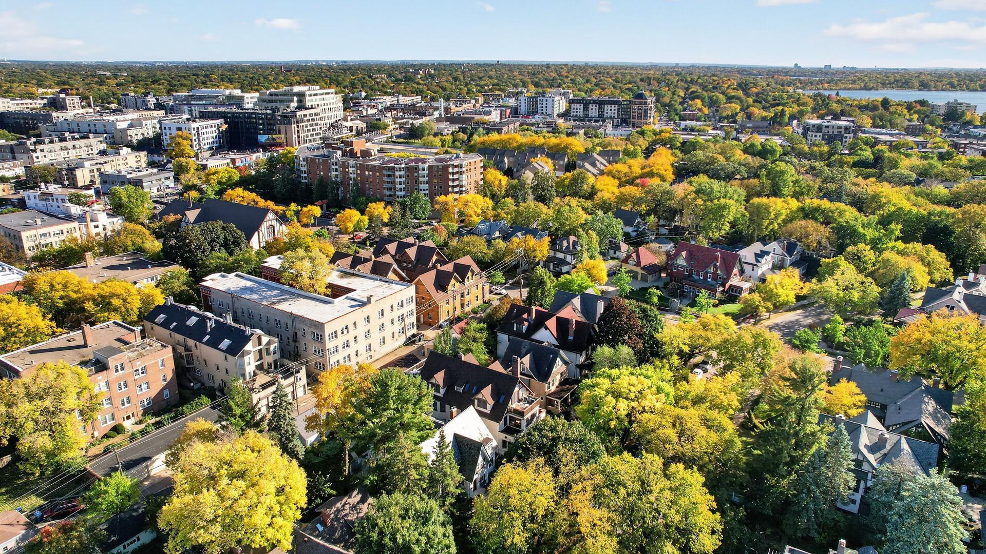 View of Residential at 2725 Irving Avenue #1, Minneapolis MN 55408, Minneapolis (41 of 43) - Mike Wilen | Minnesota Team Real Estate