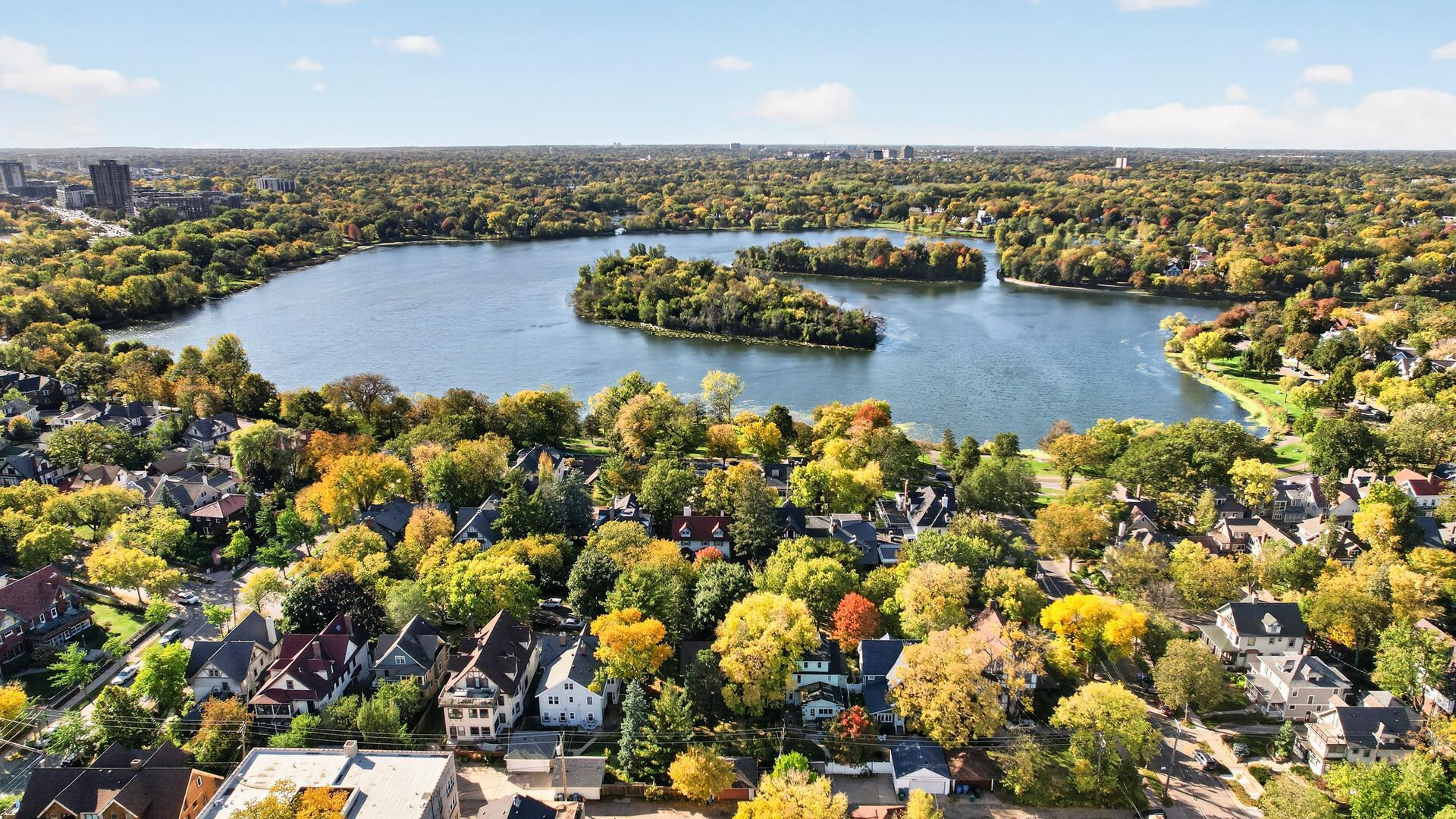 View of Residential at 2725 Irving Avenue #1, Minneapolis MN 55408, Minneapolis (42 of 43) - Mike Wilen | Minnesota Team Real Estate