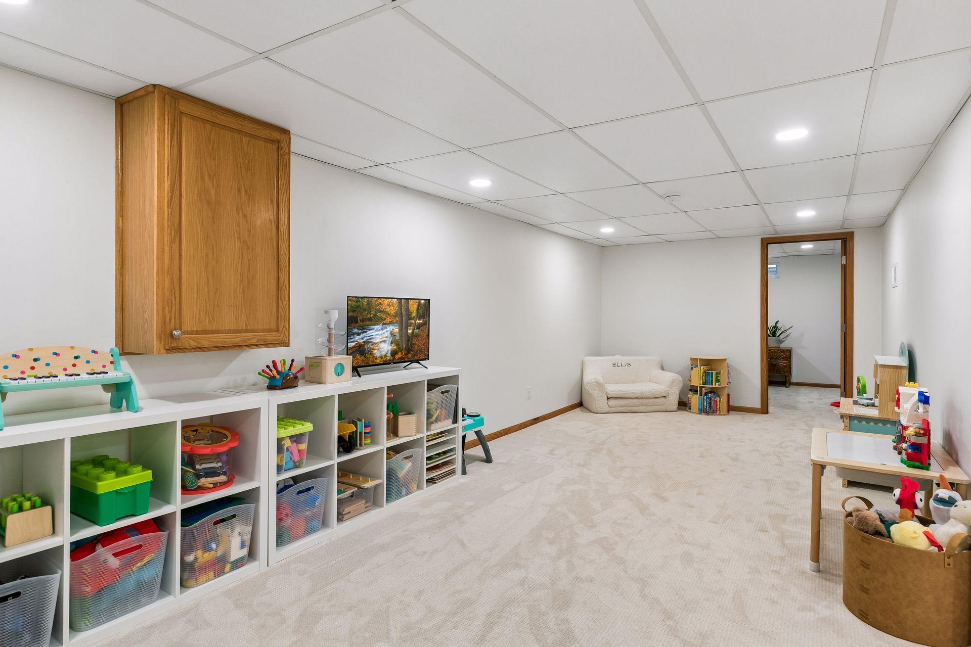 View of Residential at 4333 Diamond Drive, Eagan MN 55122, Eagan (21 of 27) - Mike Wilen | Minnesota Team Real Estate