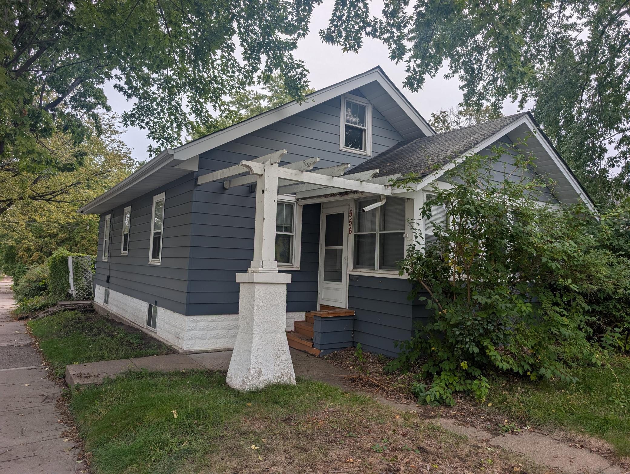 View of Single Family at 556 11th Avenue, South Saint Paul - Mike Wilen | Minnesota Team Real Estate