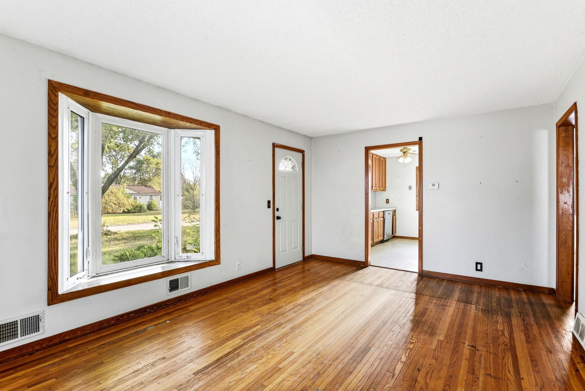 View of Residential at 548 82nd Avenue, Spring Lake Park MN 55432, Spring Lake Park (7 of 33) - Mike Wilen | Minnesota Team Real Estate
