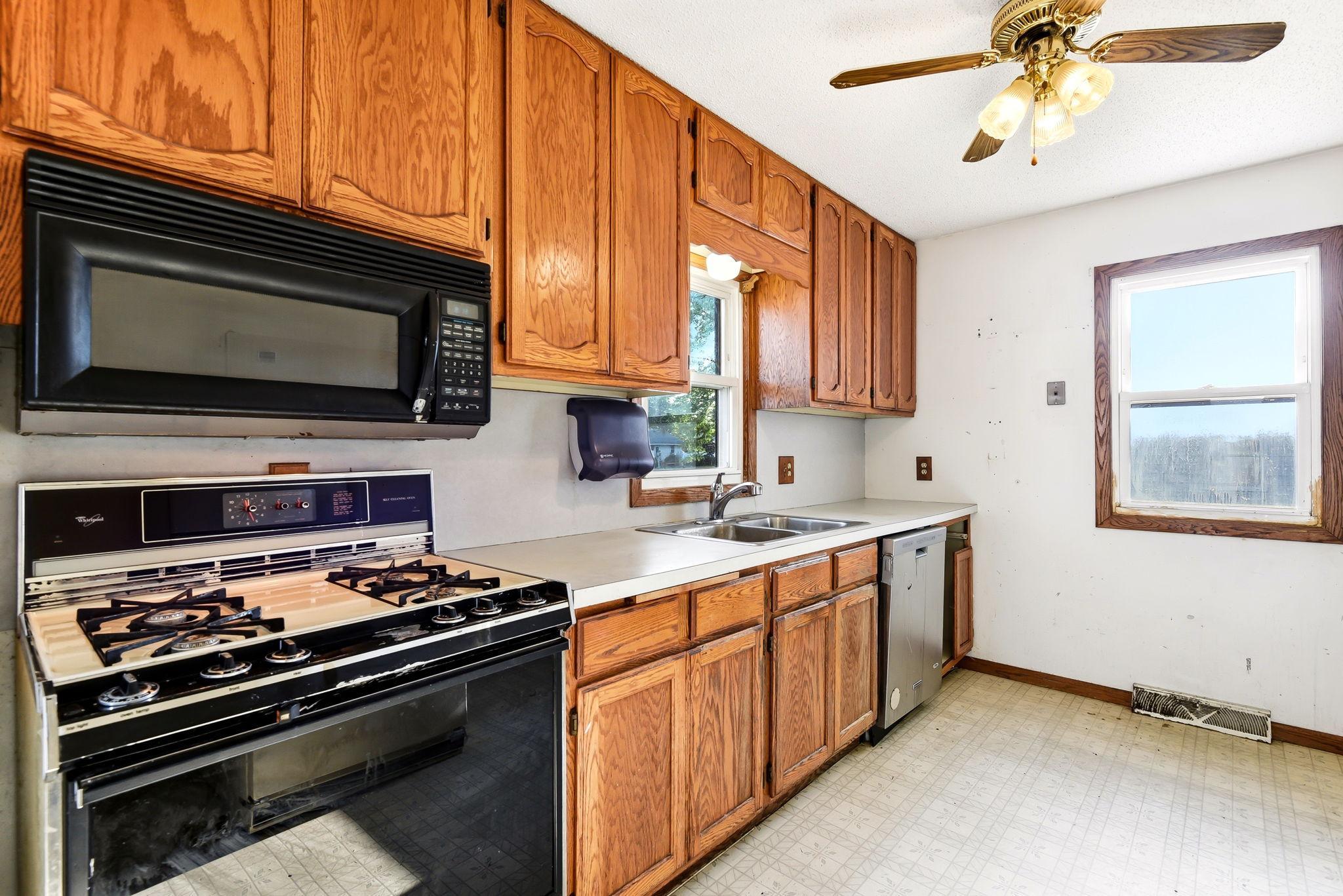 View of Residential at 548 82nd Avenue, Spring Lake Park MN 55432, Spring Lake Park (10 of 33) - Mike Wilen | Minnesota Team Real Estate