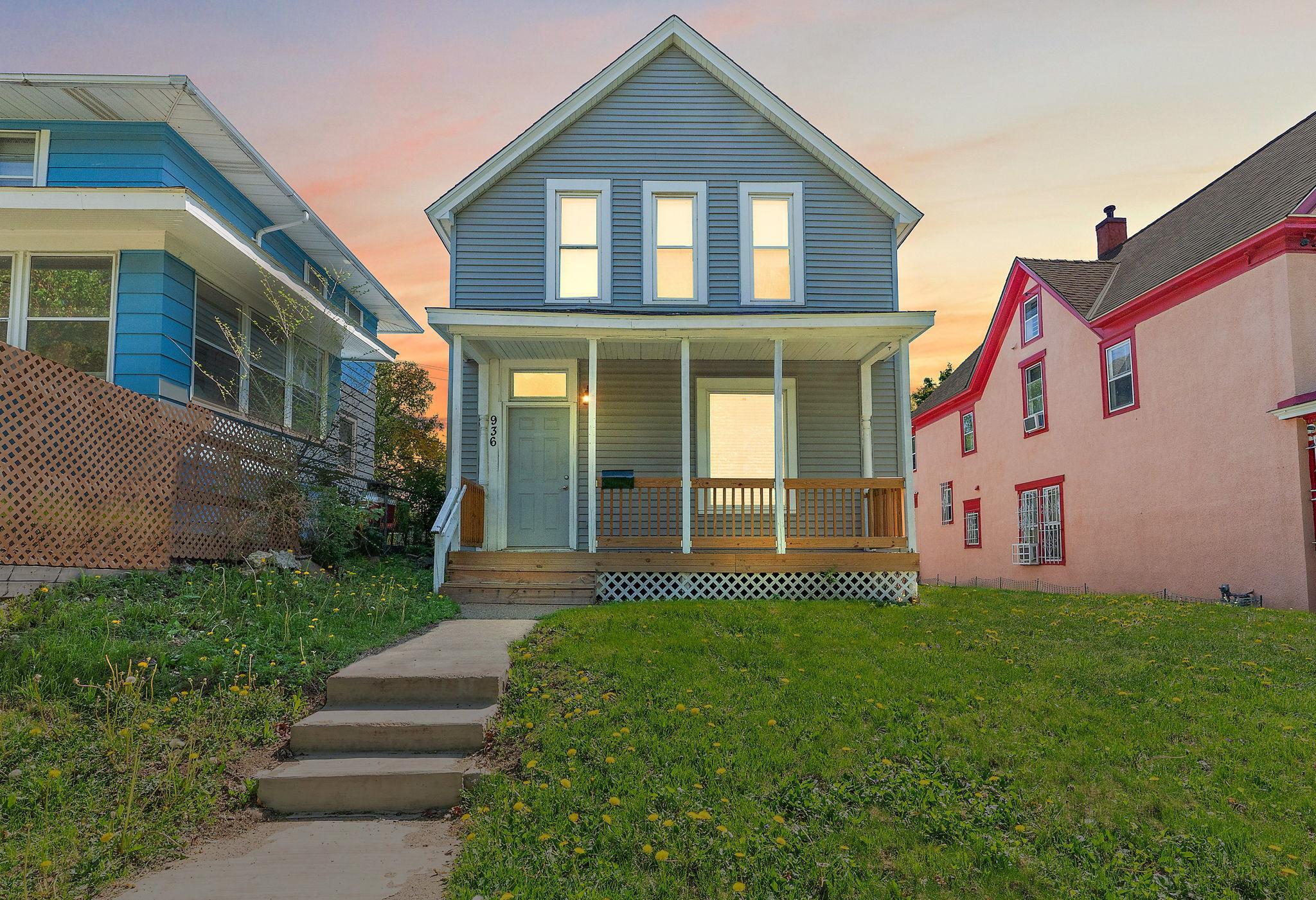 View of Residential Income at 936 Westminster Street, Saint Paul MN 55130, Saint Paul (2 of 15) - Mike Wilen | Minnesota Team Real Estate