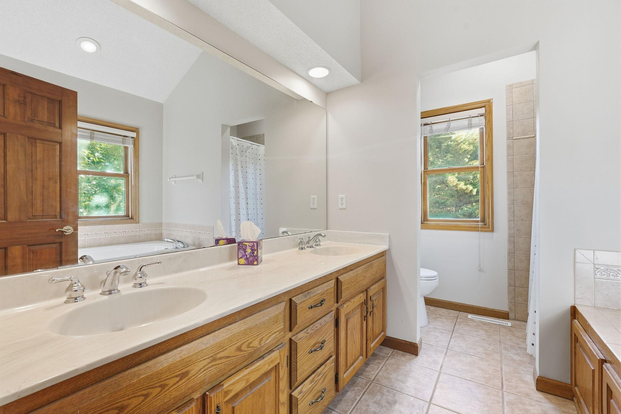 View of Residential at 975 Jewel Avenue, Lake Elmo MN 55042, Lake Elmo (28 of 48) - Mike Wilen | Minnesota Team Real Estate