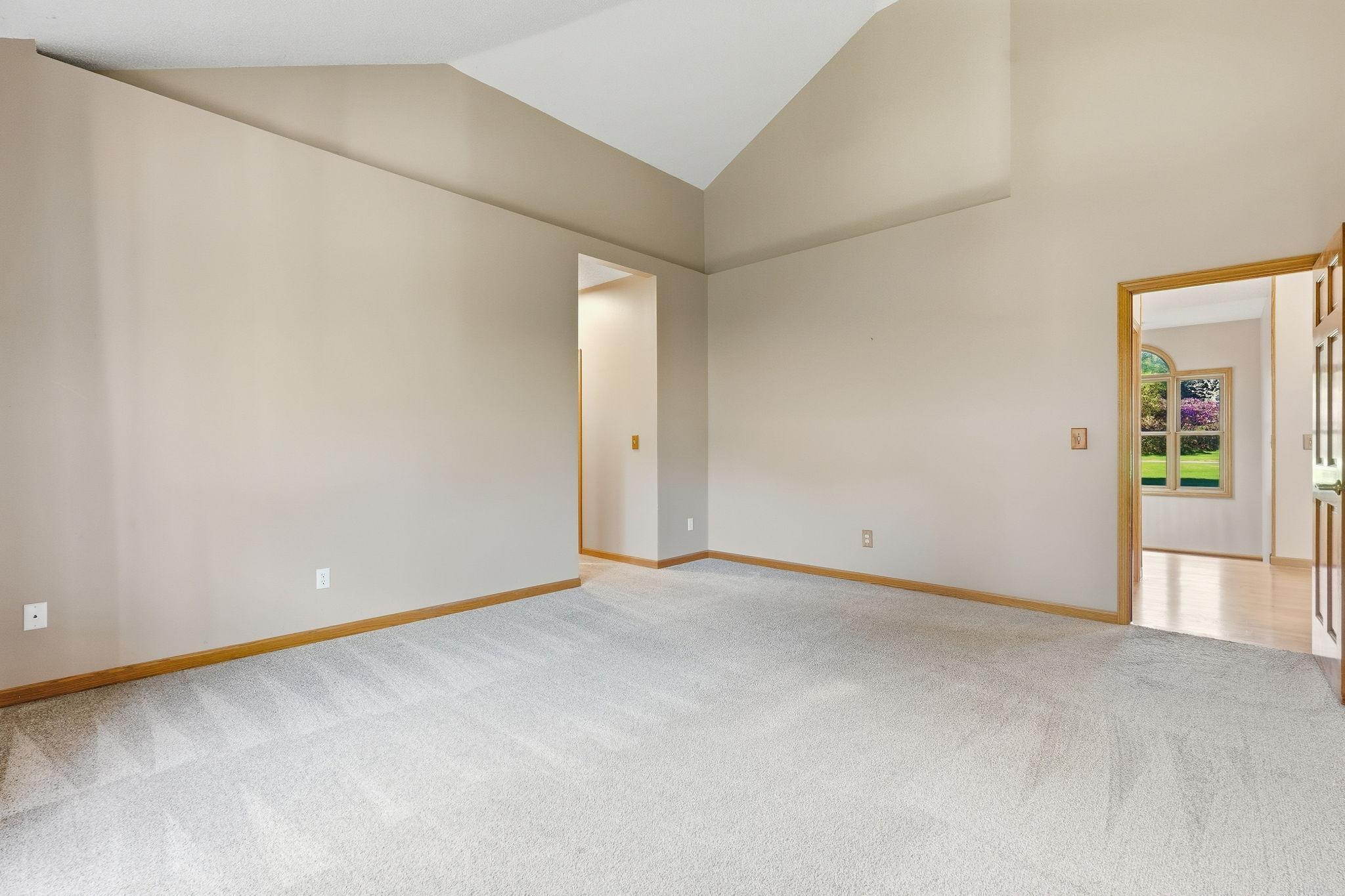 View of Residential at 975 Jewel Avenue, Lake Elmo MN 55042, Lake Elmo (24 of 48) - Mike Wilen | Minnesota Team Real Estate