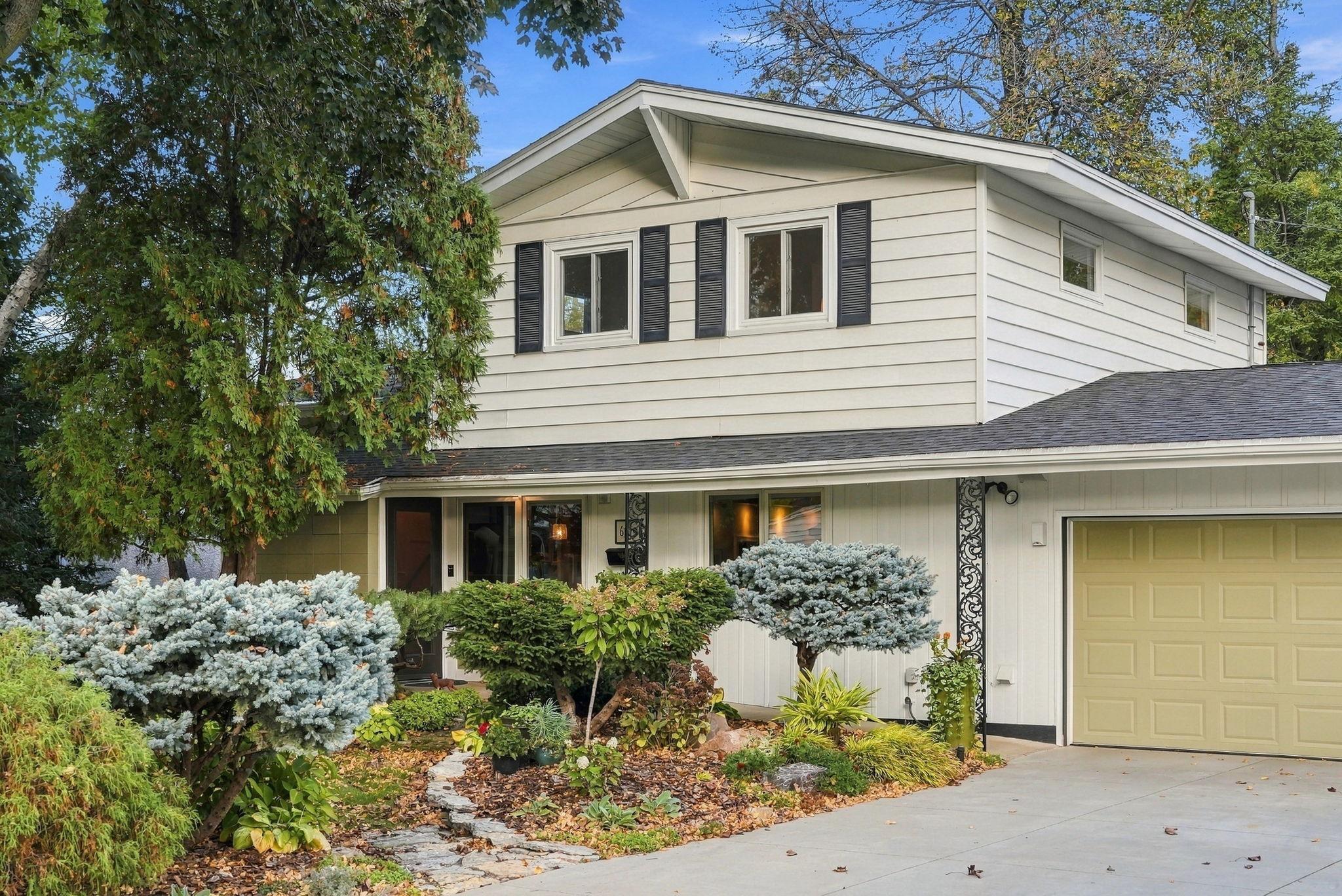 View of Residential at 6109 Tingdale Avenue, Edina MN 55436, Edina (100 of 139) - Mike Wilen | Minnesota Team Real Estate