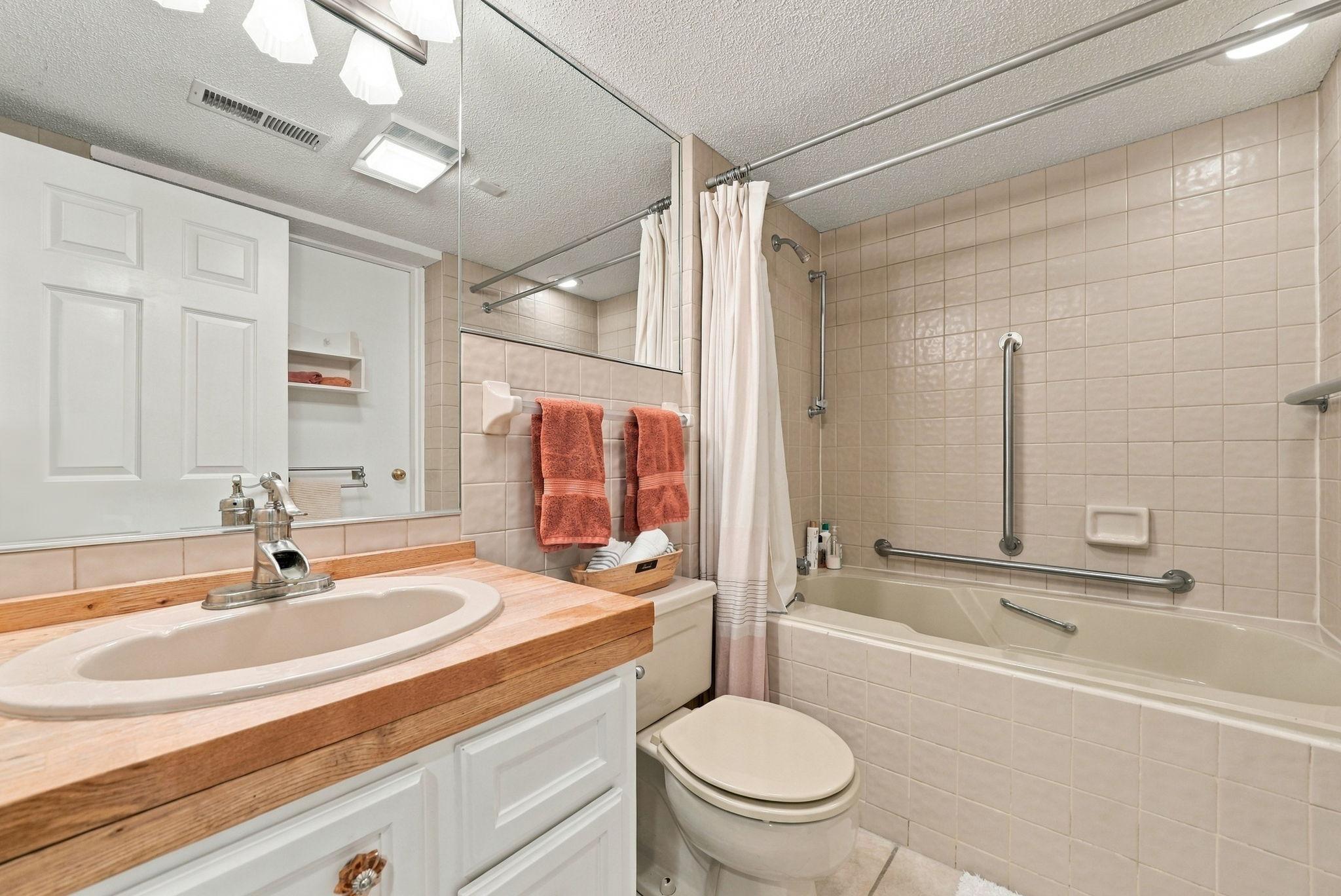 View of Residential at 6109 Tingdale Avenue, Edina MN 55436, Edina (48 of 139) - Mike Wilen | Minnesota Team Real Estate