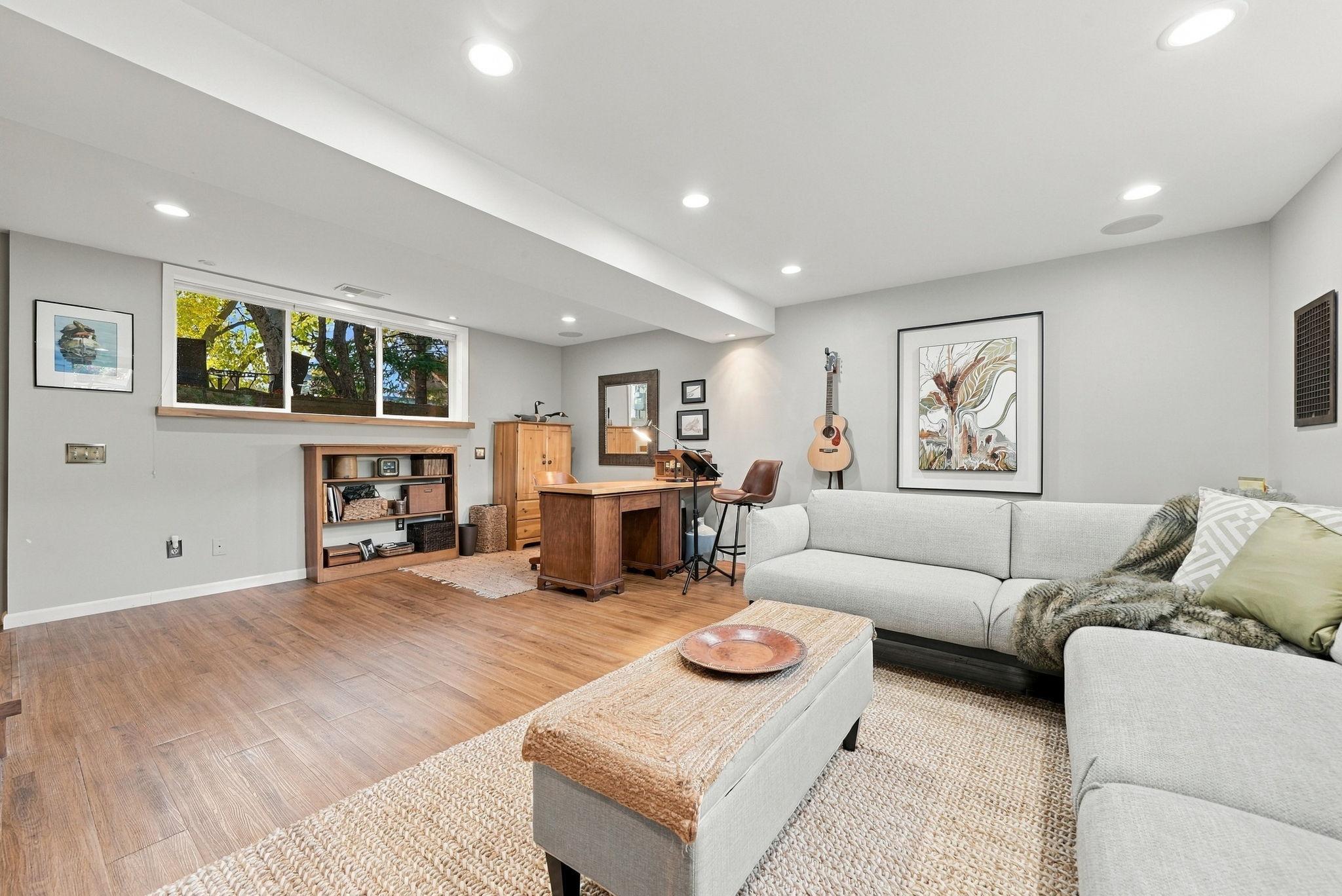 View of Residential at 6109 Tingdale Avenue, Edina MN 55436, Edina (46 of 139) - Mike Wilen | Minnesota Team Real Estate