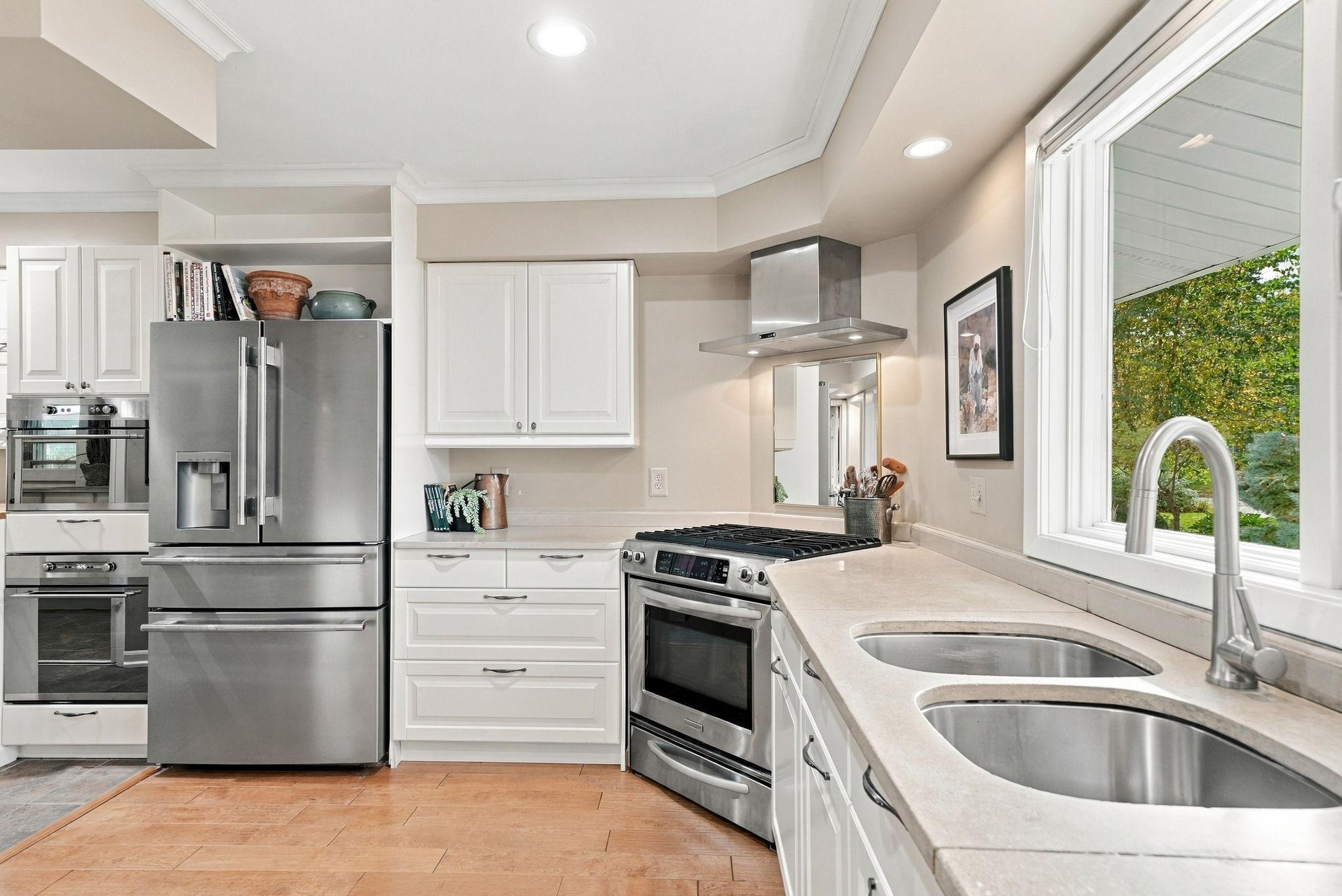 View of Residential at 6109 Tingdale Avenue, Edina MN 55436, Edina (27 of 139) - Mike Wilen | Minnesota Team Real Estate