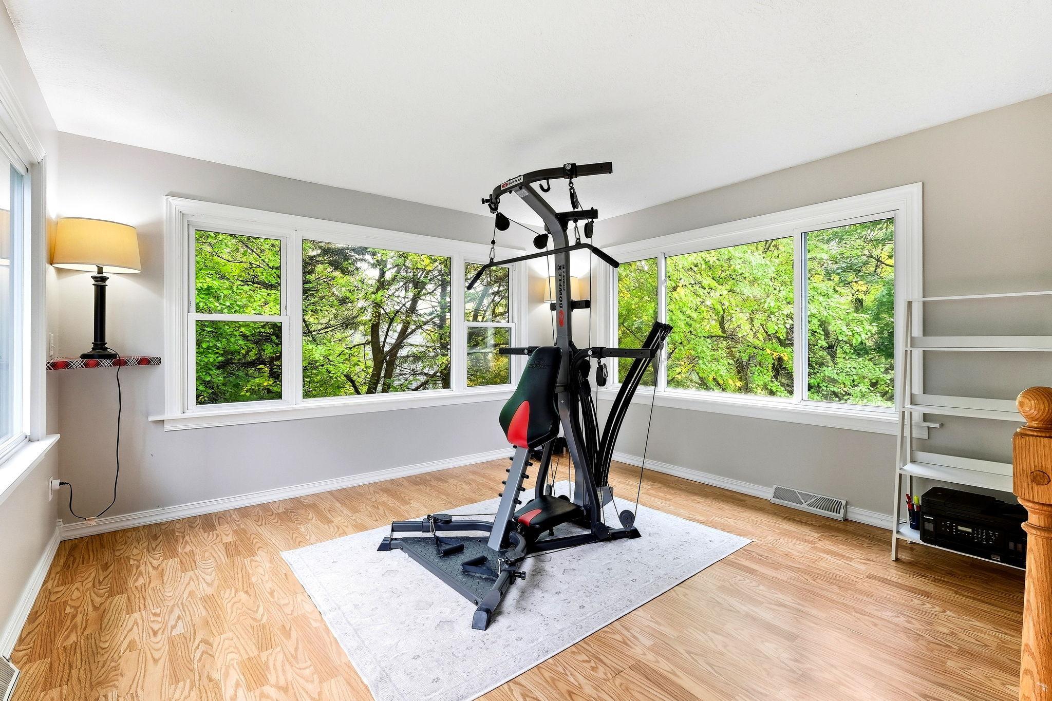 View of Residential at 817 Kenwood Lane, Maplewood MN 55117, Maplewood (9 of 33) - Mike Wilen | Minnesota Team Real Estate
