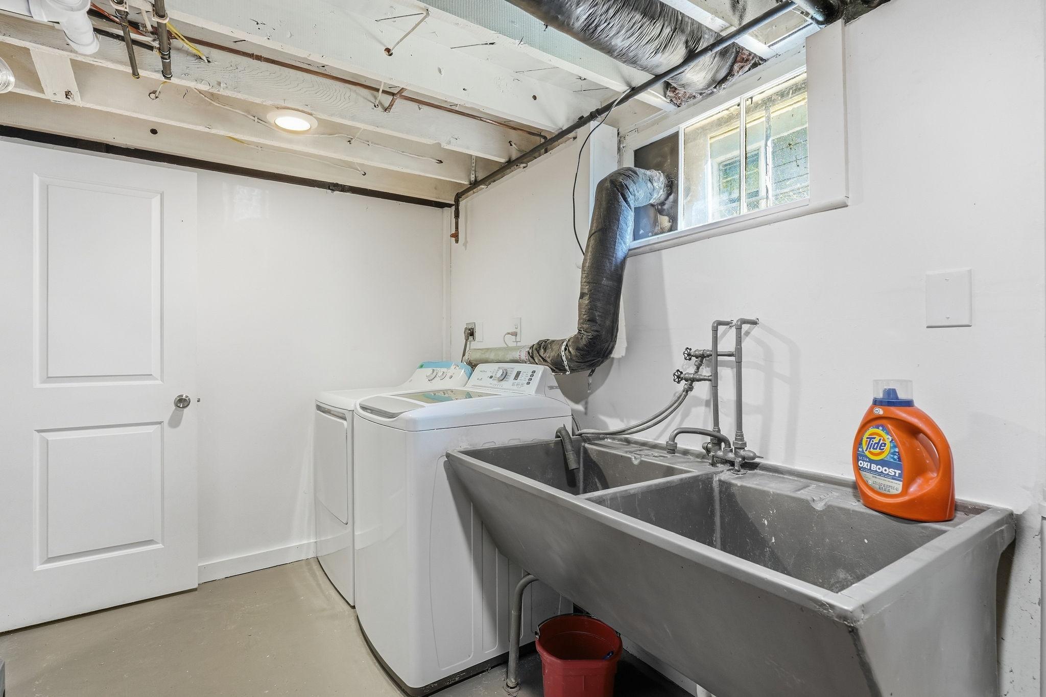 View of Residential at 211 Morton Street, Saint Paul MN 55107, Saint Paul (20 of 26) - Mike Wilen | Minnesota Team Real Estate