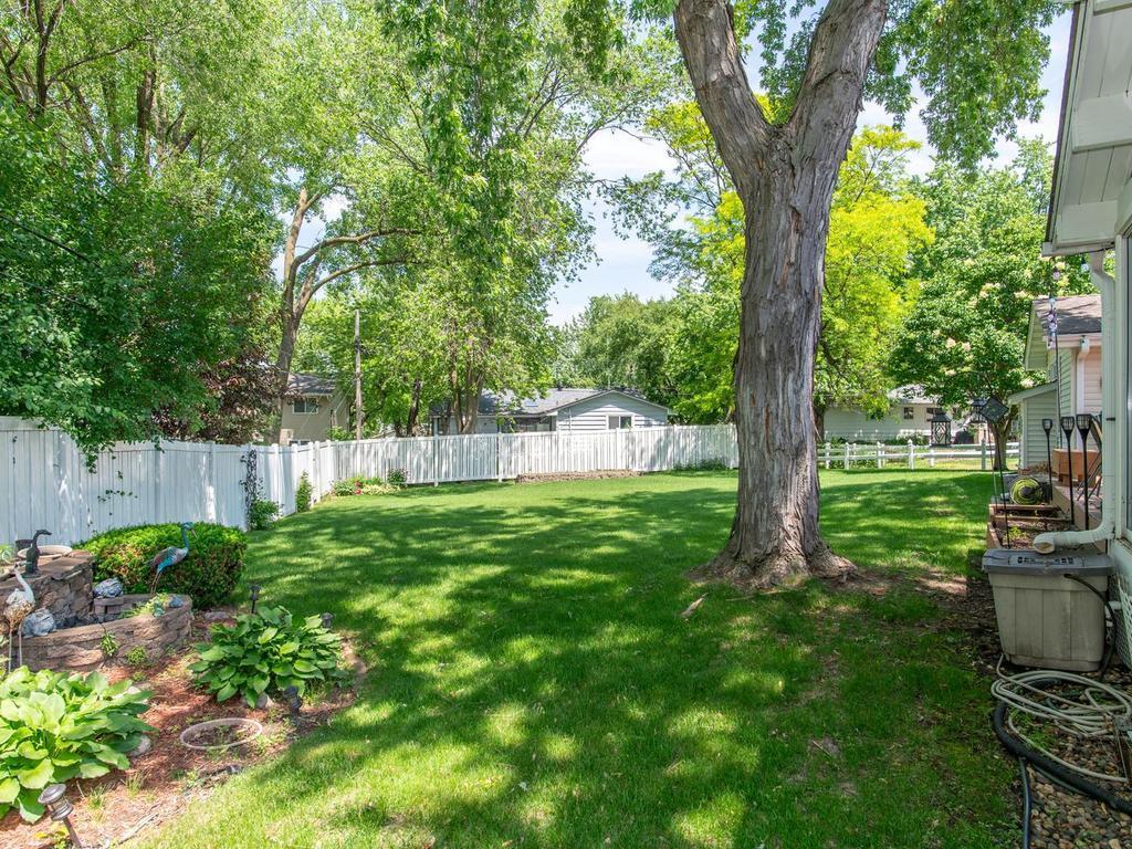 View of Residential at 3433 Gettysburg Avenue, New Hope MN 55427, New Hope (36 of 45) - Mike Wilen | Minnesota Team Real Estate