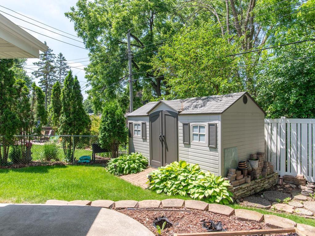 View of Residential at 3433 Gettysburg Avenue, New Hope MN 55427, New Hope (35 of 45) - Mike Wilen | Minnesota Team Real Estate