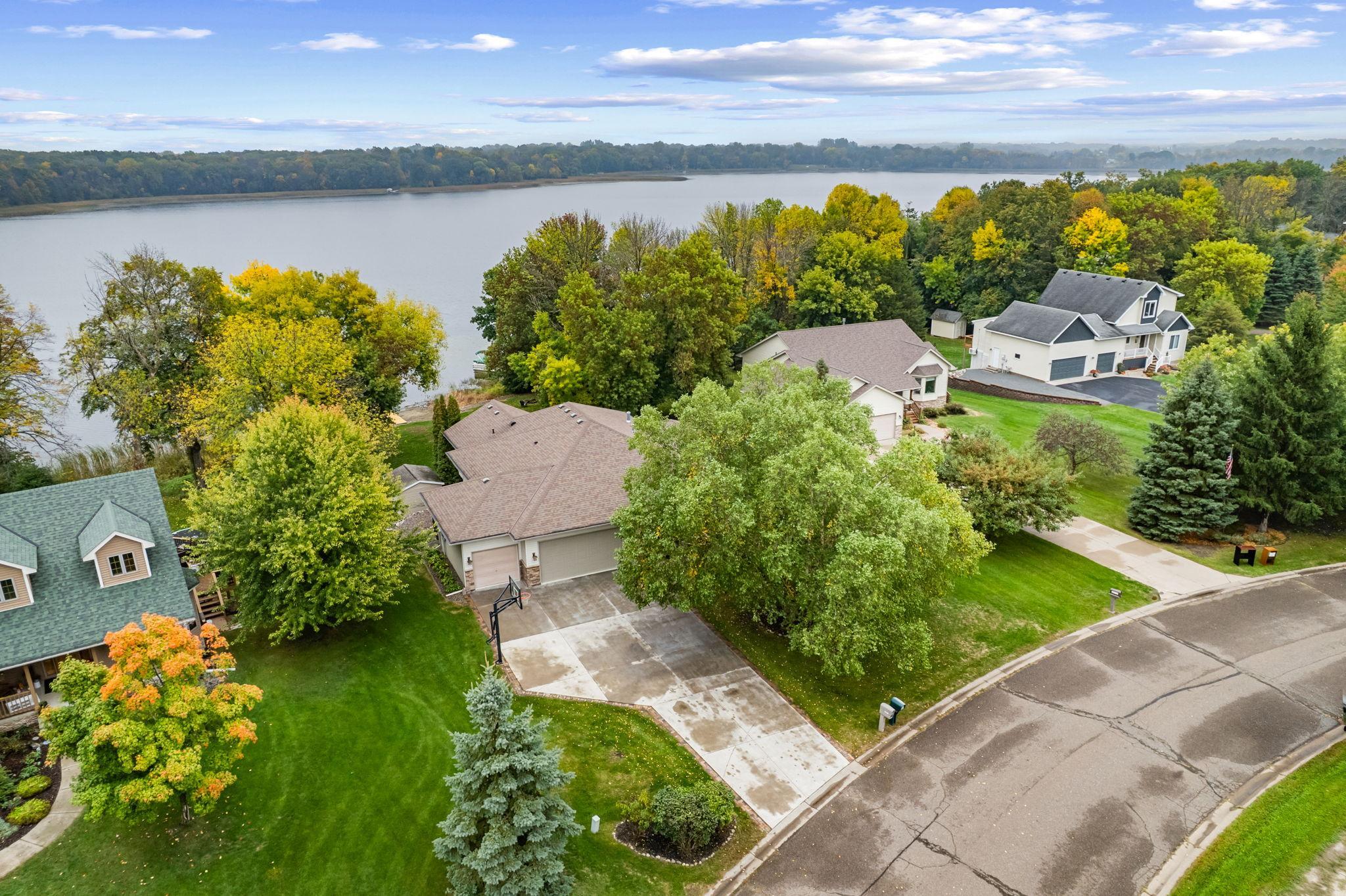 View of Residential at 28329 Lakeside Lane, Lindstrom MN 55045, Lindstrom (64 of 67) - Mike Wilen | Minnesota Team Real Estate
