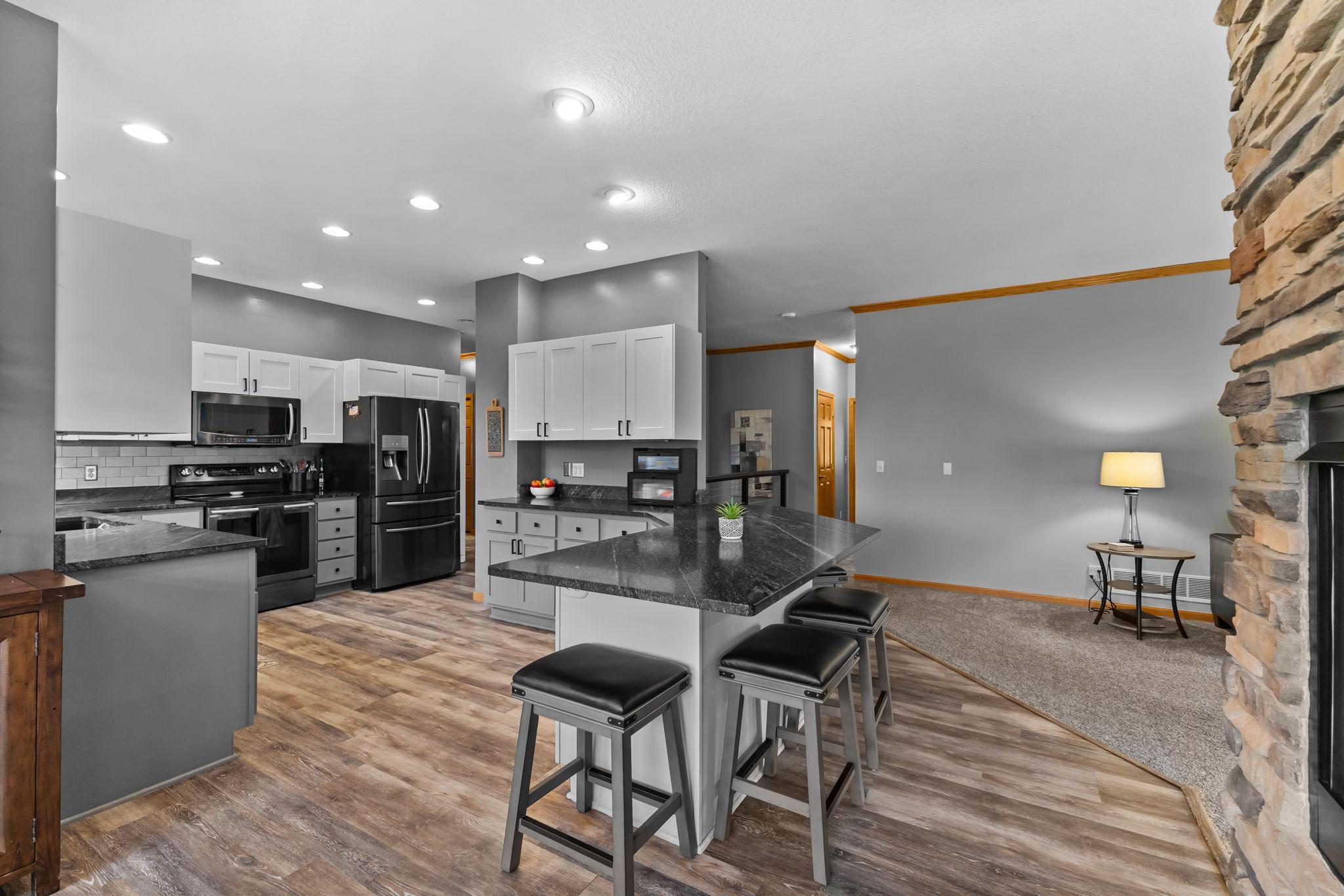 View of Residential at 28329 Lakeside Lane, Lindstrom MN 55045, Lindstrom (15 of 67) - Mike Wilen | Minnesota Team Real Estate