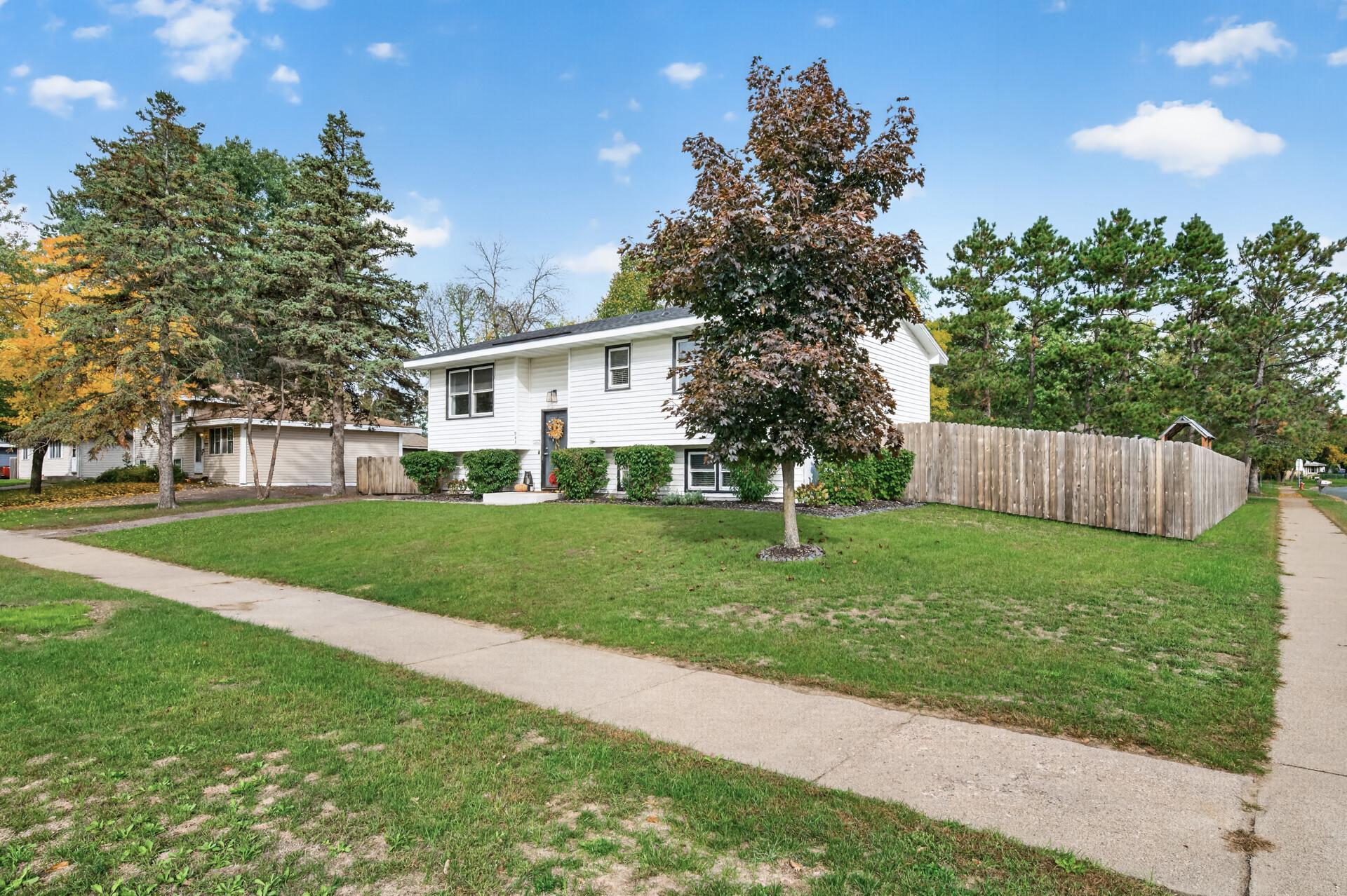 View of Residential at 943 Blackoaks Lane, Anoka MN 55303, Anoka (7 of 59) - Mike Wilen | Minnesota Team Real Estate