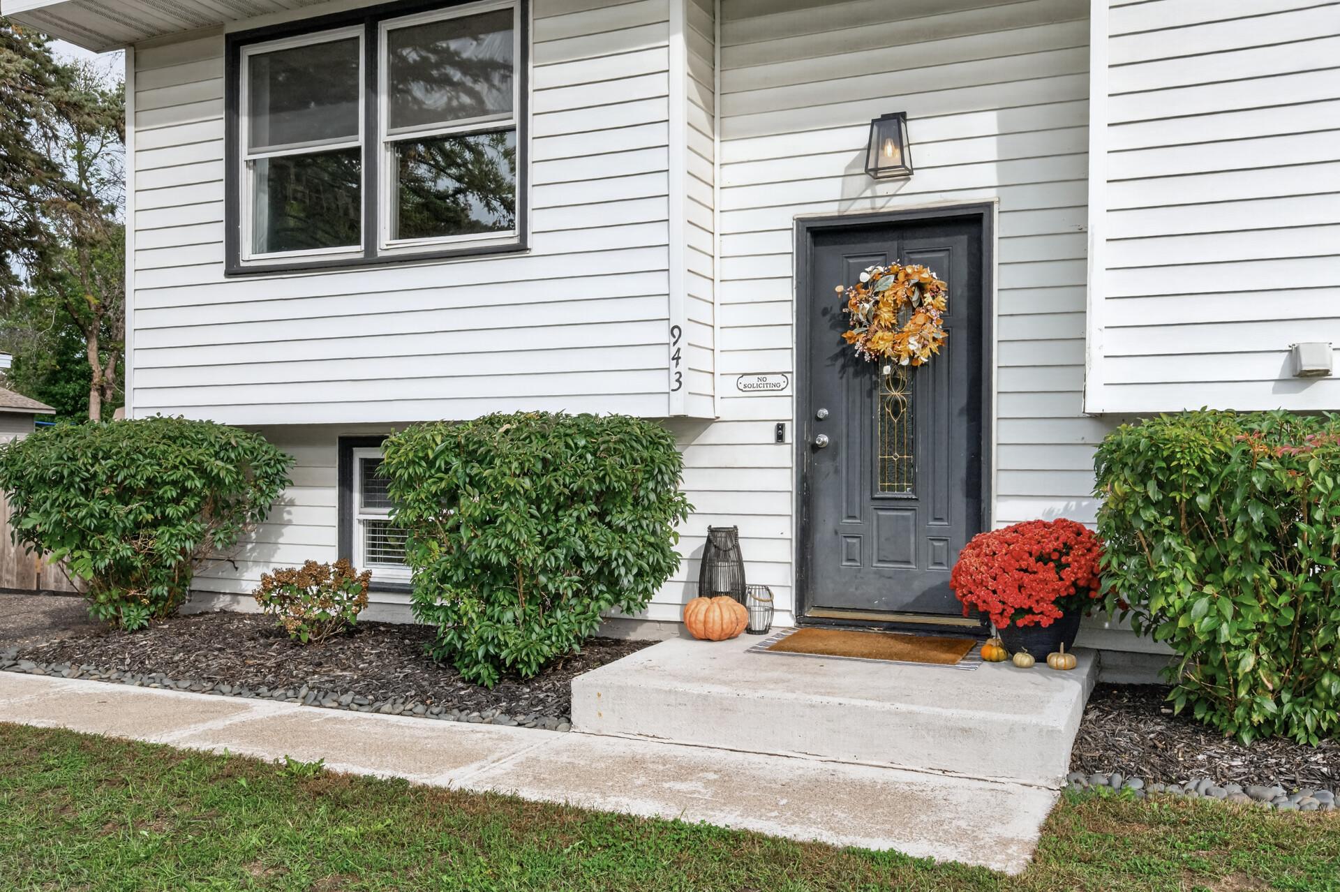 View of Residential at 943 Blackoaks Lane, Anoka MN 55303, Anoka (8 of 59) - Mike Wilen | Minnesota Team Real Estate