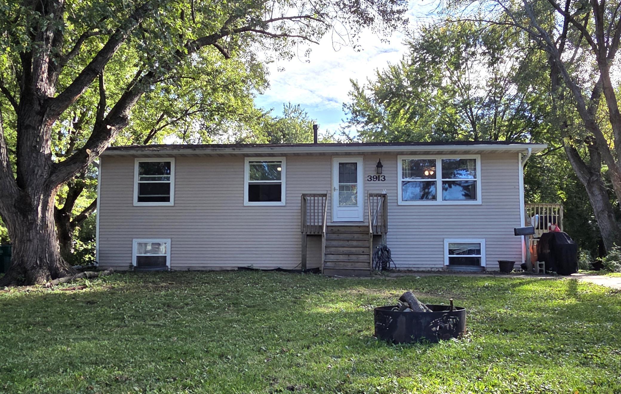 View of Residential at 3913 52nd Avenue, Brooklyn Center MN 55429, Brooklyn Center - Mike Wilen | Minnesota Team Real Estate