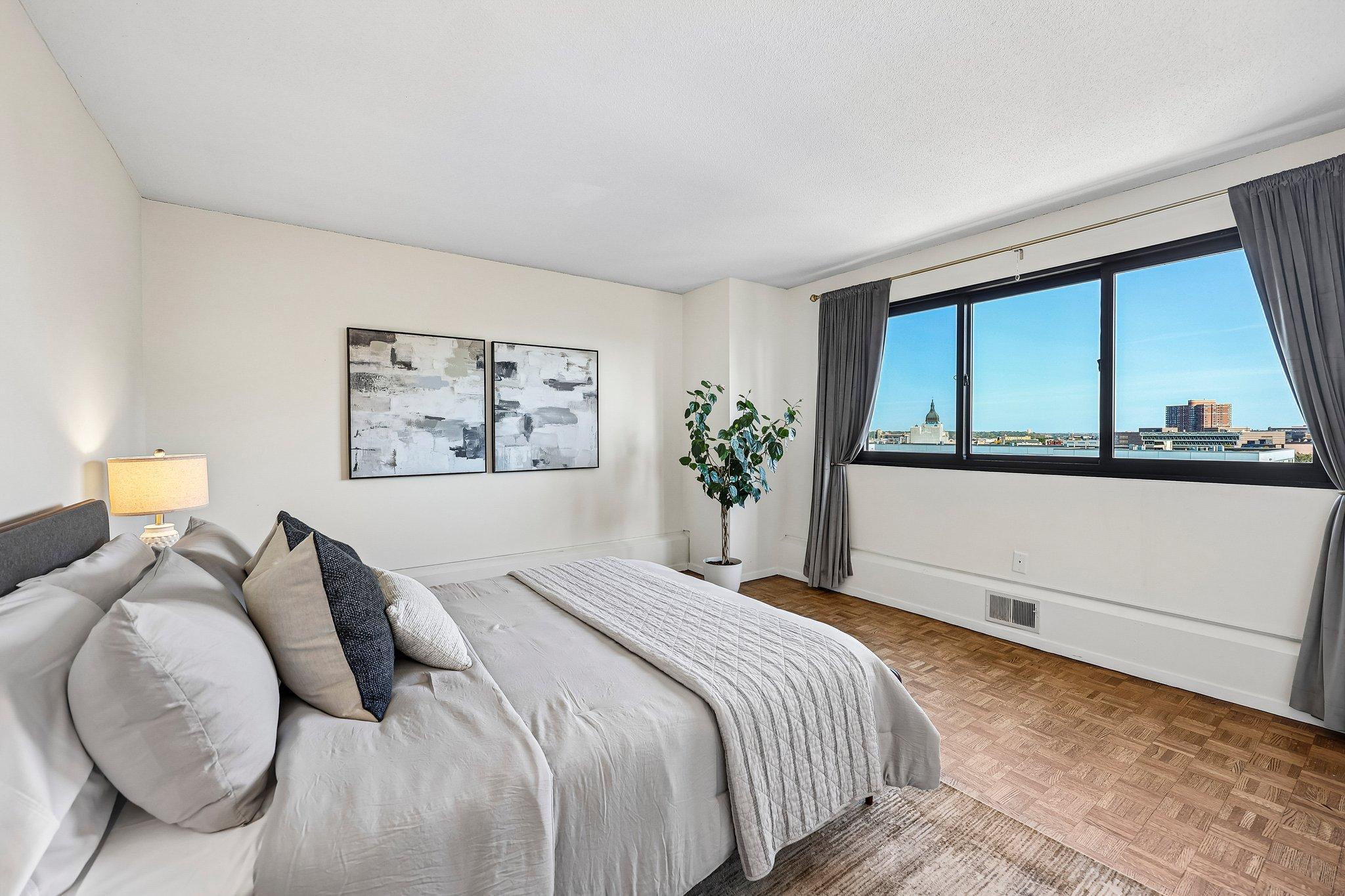 View of Residential at 400 Groveland Avenue #611, Minneapolis MN 55403, Minneapolis (21 of 49) - Mike Wilen | Minnesota Team Real Estate