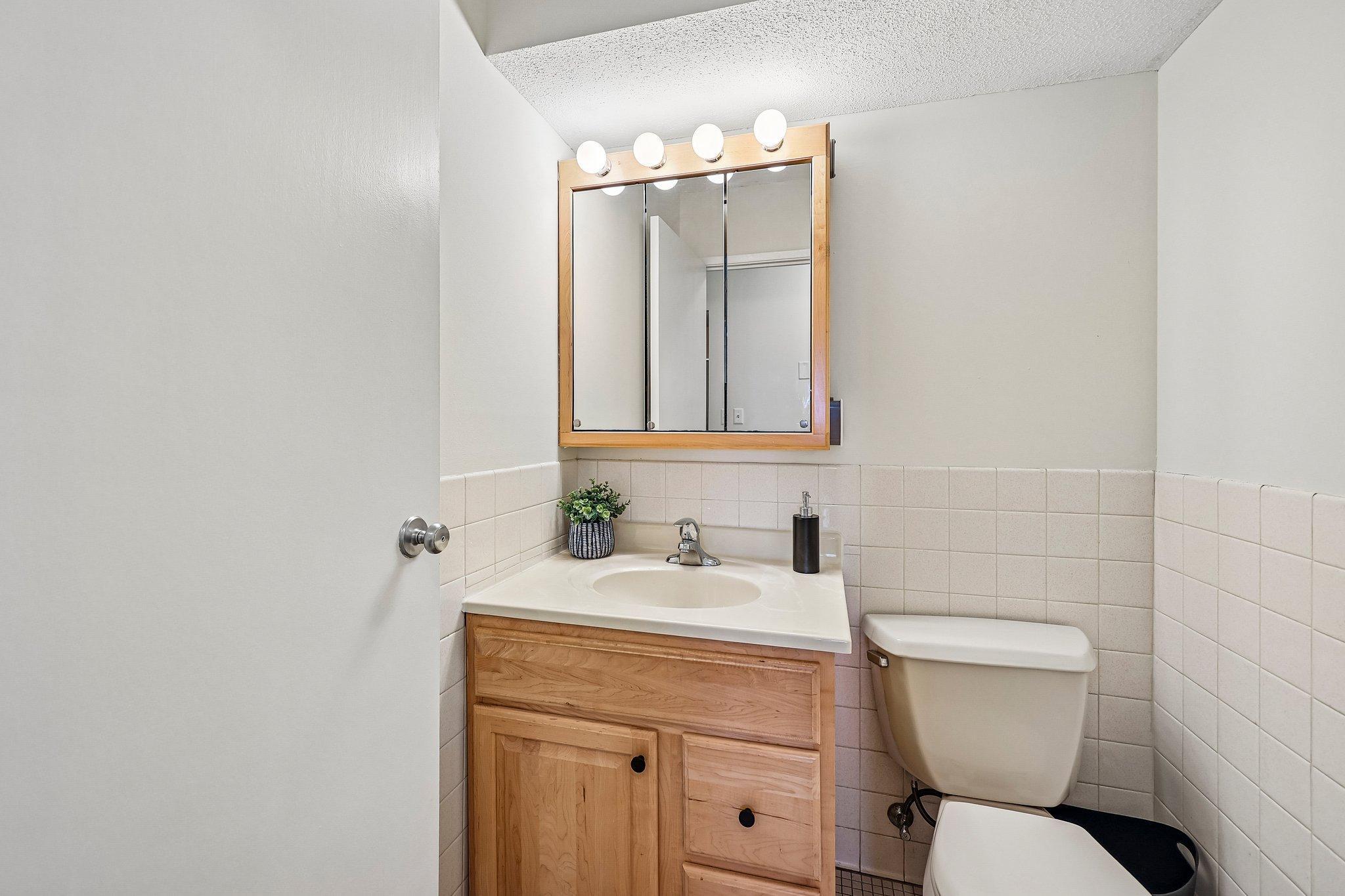 View of Residential at 400 Groveland Avenue #611, Minneapolis MN 55403, Minneapolis (14 of 49) - Mike Wilen | Minnesota Team Real Estate