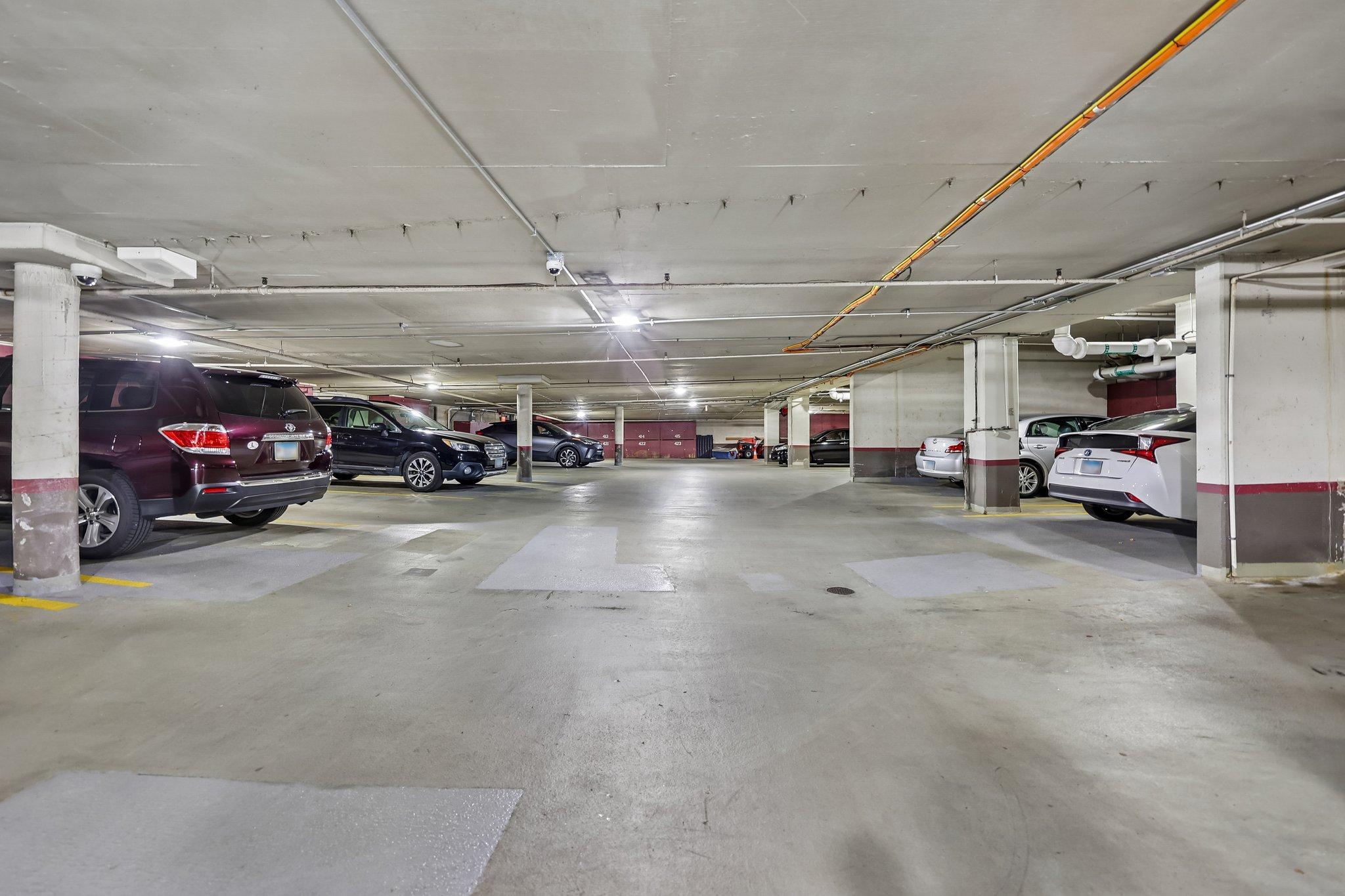 View of Residential at 400 Groveland Avenue #611, Minneapolis MN 55403, Minneapolis (39 of 49) - Mike Wilen | Minnesota Team Real Estate