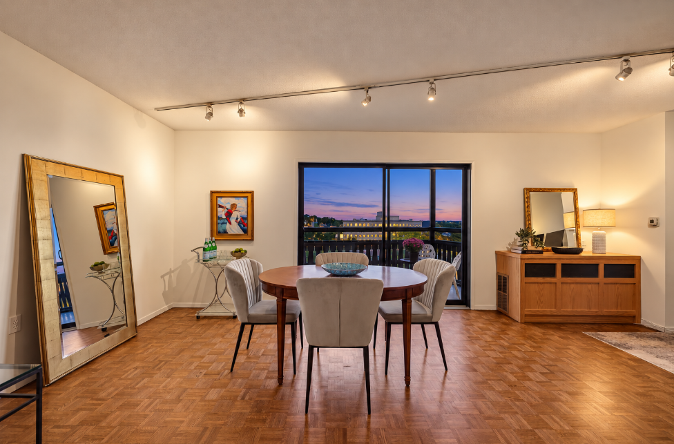 View of Residential at 400 Groveland Avenue #611, Minneapolis MN 55403, Minneapolis (5 of 49) - Mike Wilen | Minnesota Team Real Estate