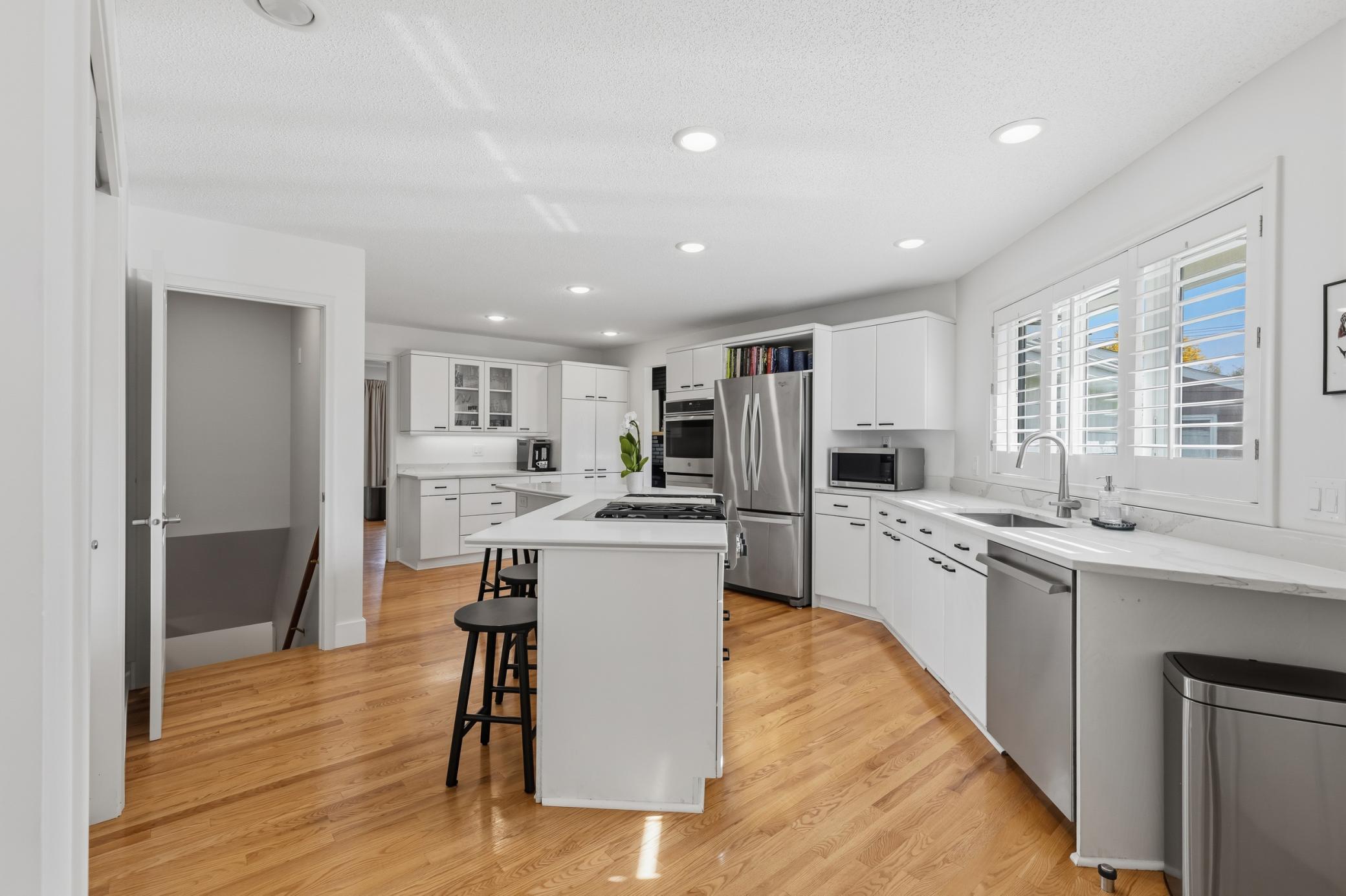 View of Residential at 7132 Glouchester Avenue, Edina MN 55435, Edina (14 of 41) - Mike Wilen | Minnesota Team Real Estate