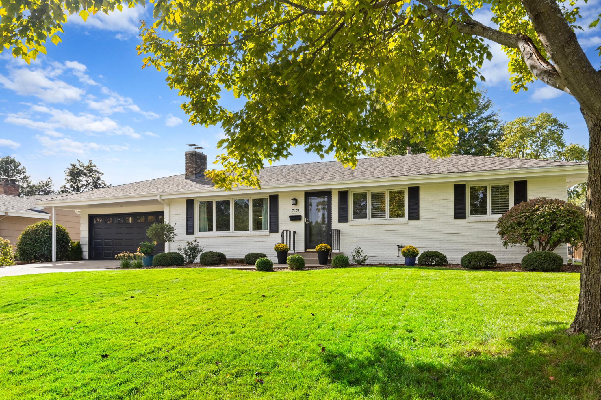 View of Residential at 7132 Glouchester Avenue, Edina MN 55435, Edina (34 of 41) - Mike Wilen | Minnesota Team Real Estate