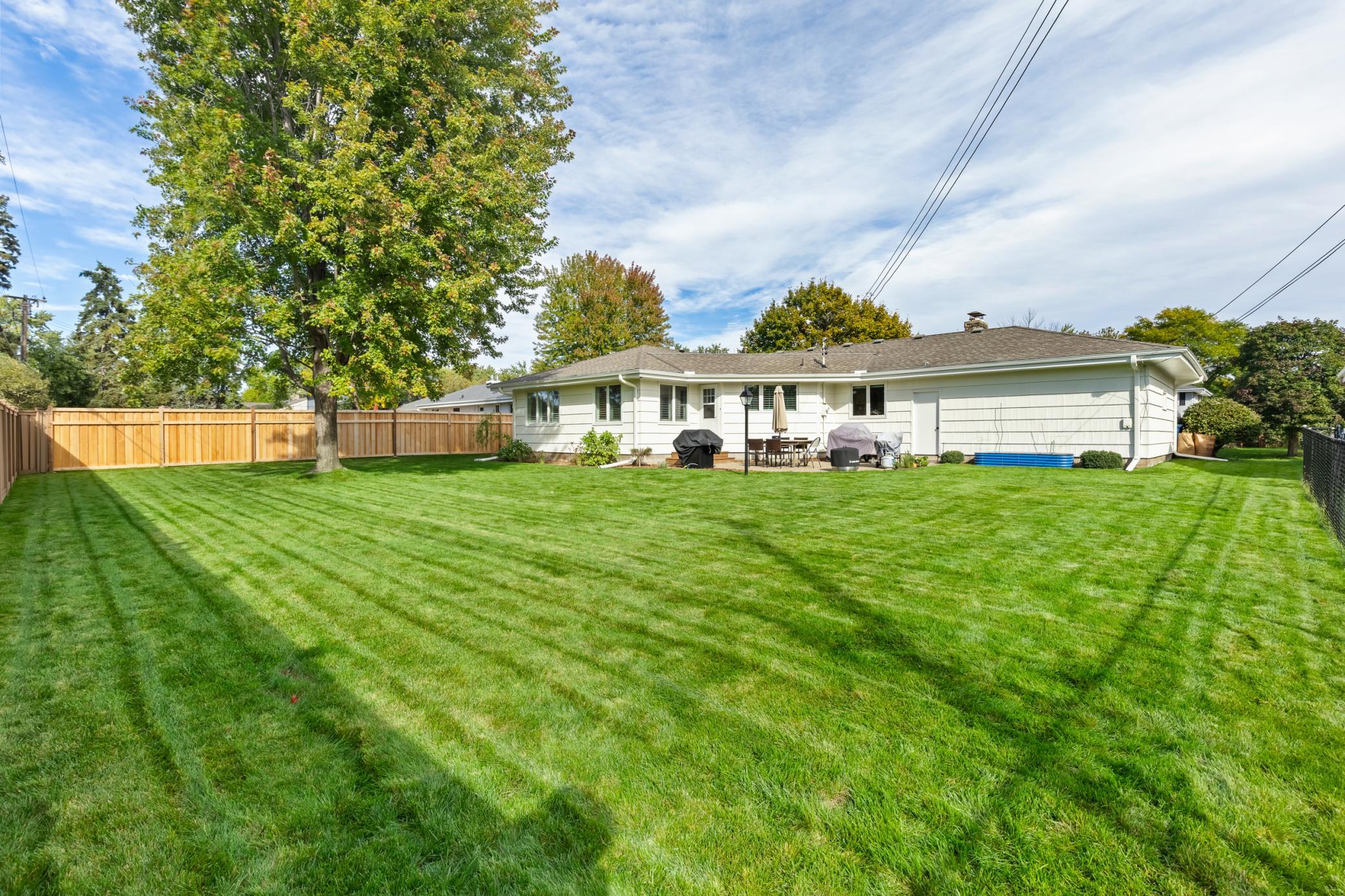 View of Residential at 7132 Glouchester Avenue, Edina MN 55435, Edina (32 of 41) - Mike Wilen | Minnesota Team Real Estate