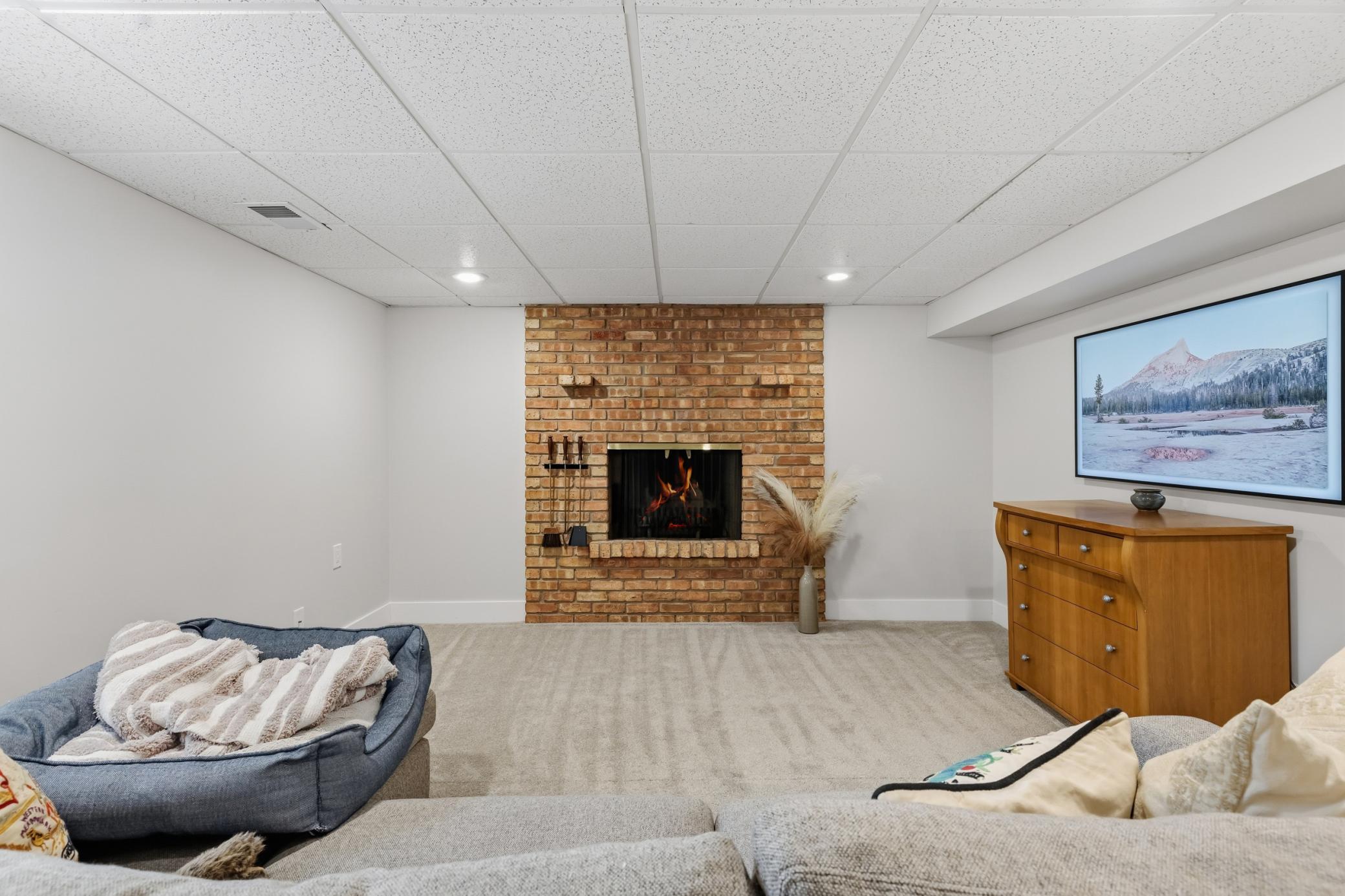 View of Residential at 7132 Glouchester Avenue, Edina MN 55435, Edina (26 of 41) - Mike Wilen | Minnesota Team Real Estate