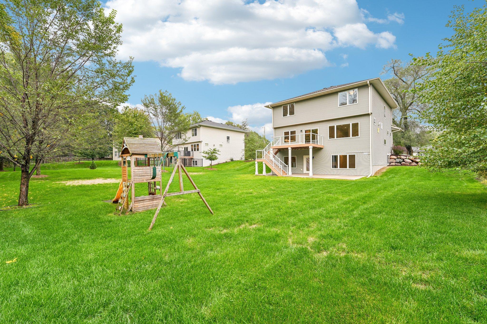 View of Residential at 325 County Road B, Roseville MN 55113, Roseville (54 of 73) - Mike Wilen | Minnesota Team Real Estate