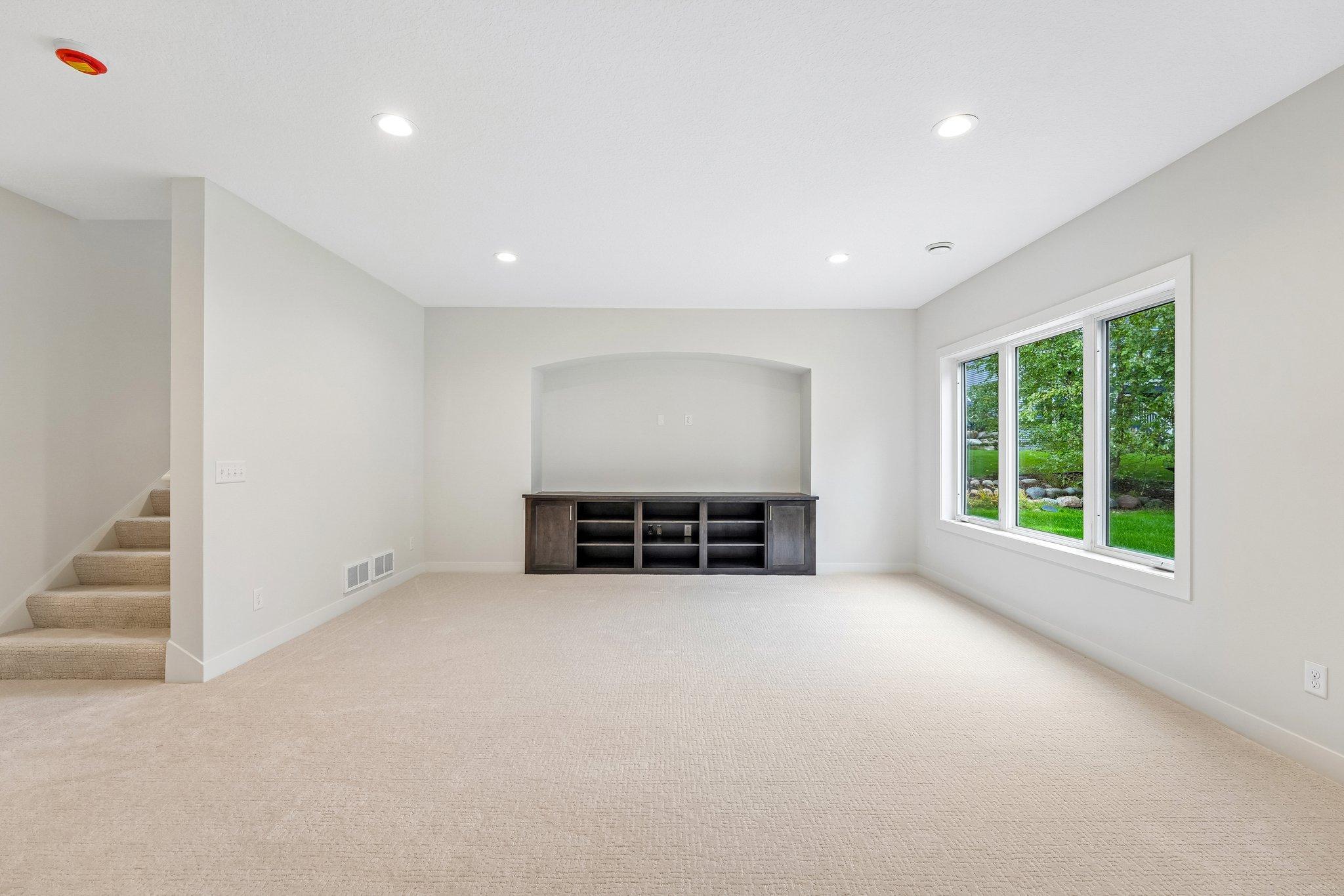 View of Residential at 325 County Road B, Roseville MN 55113, Roseville (44 of 73) - Mike Wilen | Minnesota Team Real Estate