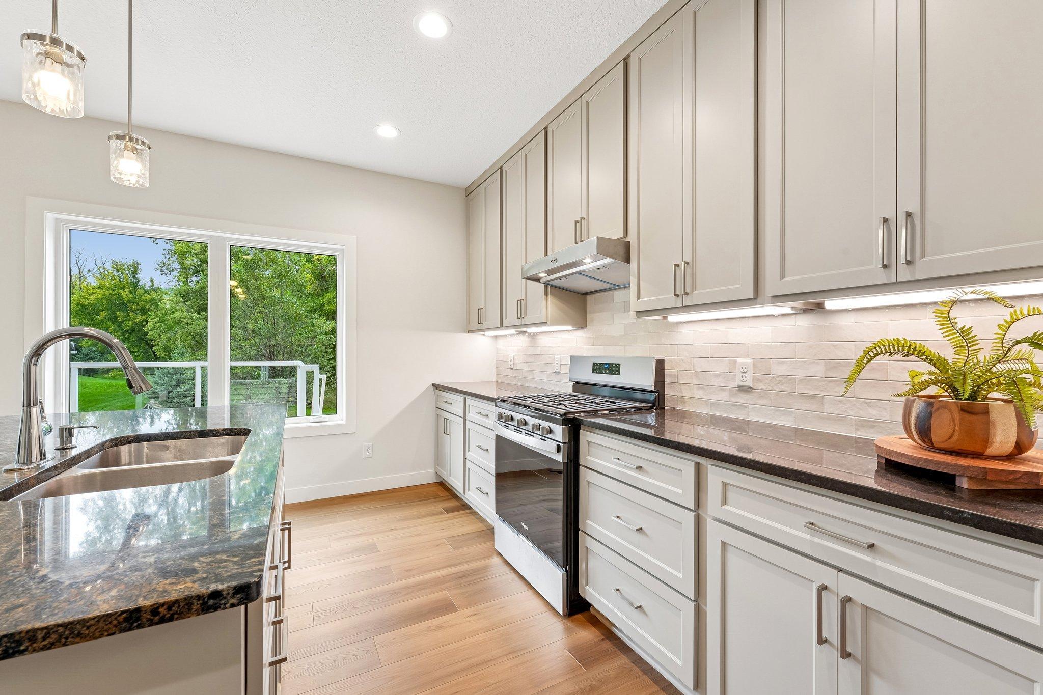 View of Residential at 325 County Road B, Roseville MN 55113, Roseville (20 of 73) - Mike Wilen | Minnesota Team Real Estate