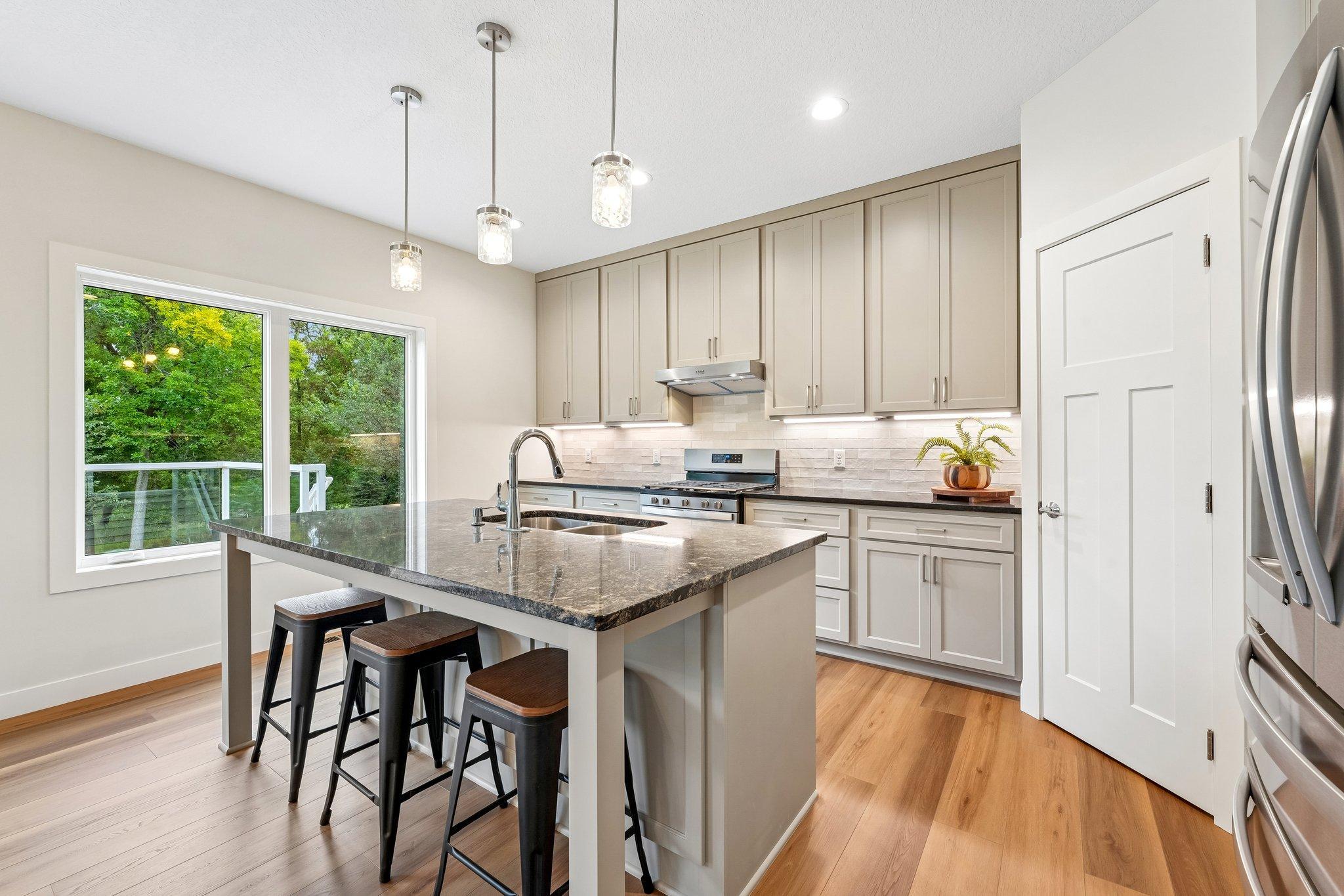 View of Residential at 325 County Road B, Roseville MN 55113, Roseville (18 of 73) - Mike Wilen | Minnesota Team Real Estate