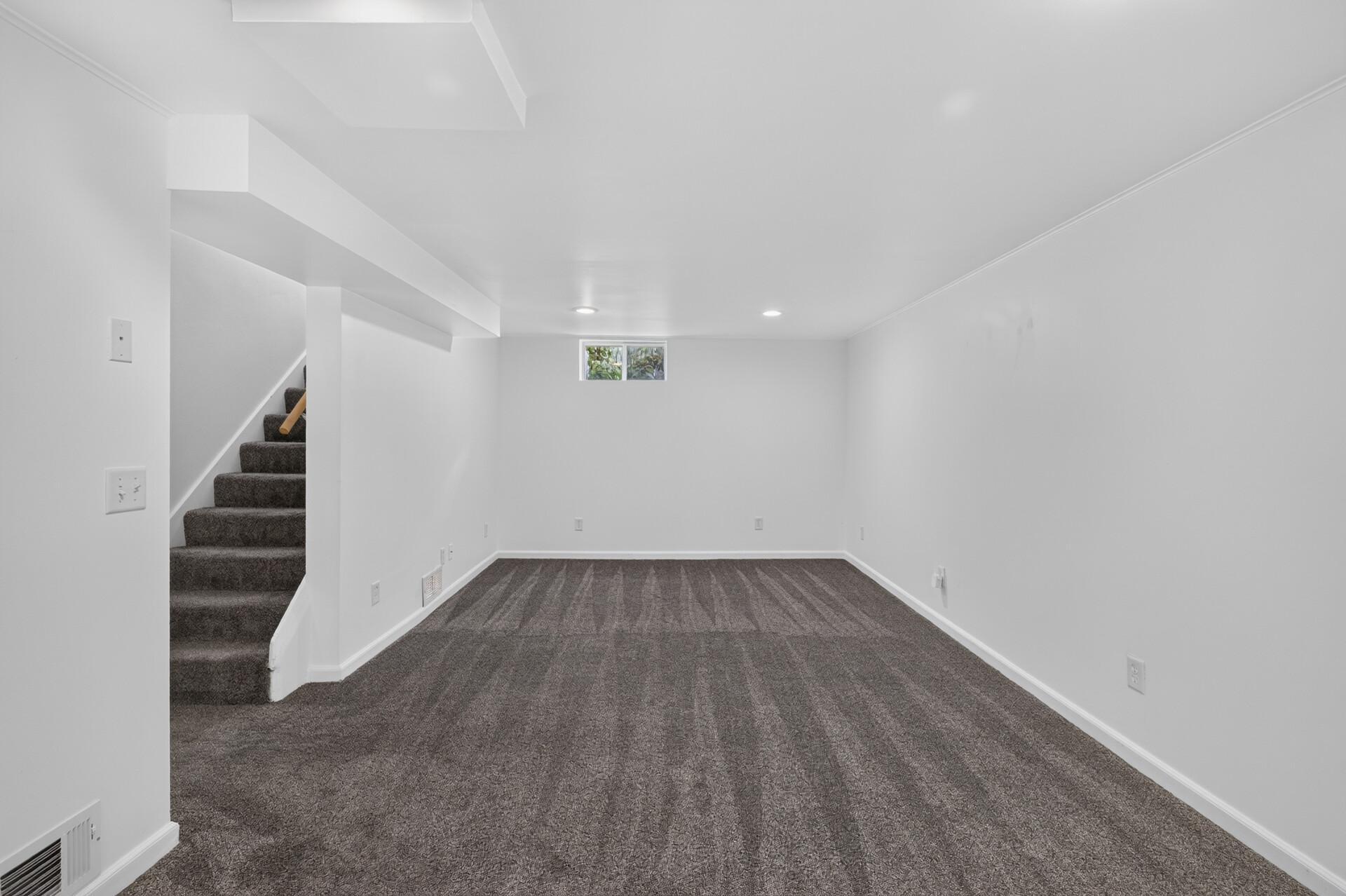 View of Residential at 3305 Zarthan Avenue, Saint Louis Park MN 55416, Saint Louis Park (14 of 25) - Mike Wilen | Minnesota Team Real Estate