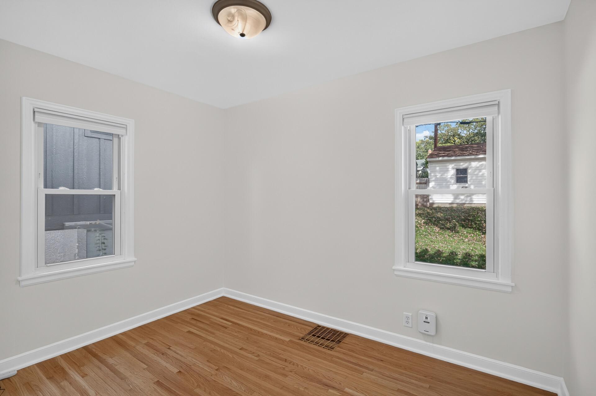 View of Residential at 3305 Zarthan Avenue, Saint Louis Park MN 55416, Saint Louis Park (9 of 25) - Mike Wilen | Minnesota Team Real Estate