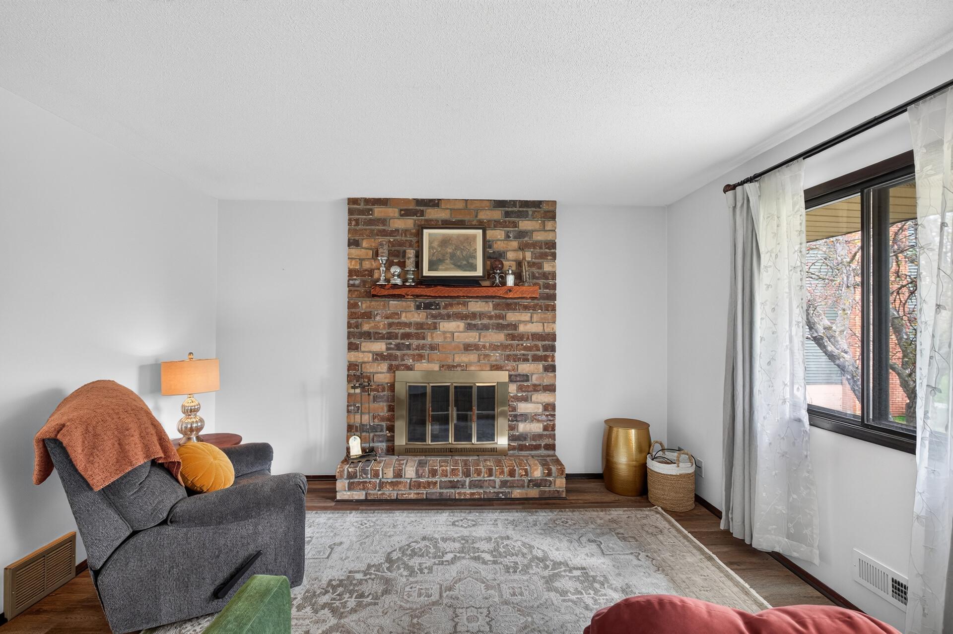 View of Residential at 1802 Humboldt Avenue, West Saint Paul MN 55118, West Saint Paul (15 of 30) - Mike Wilen | Minnesota Team Real Estate
