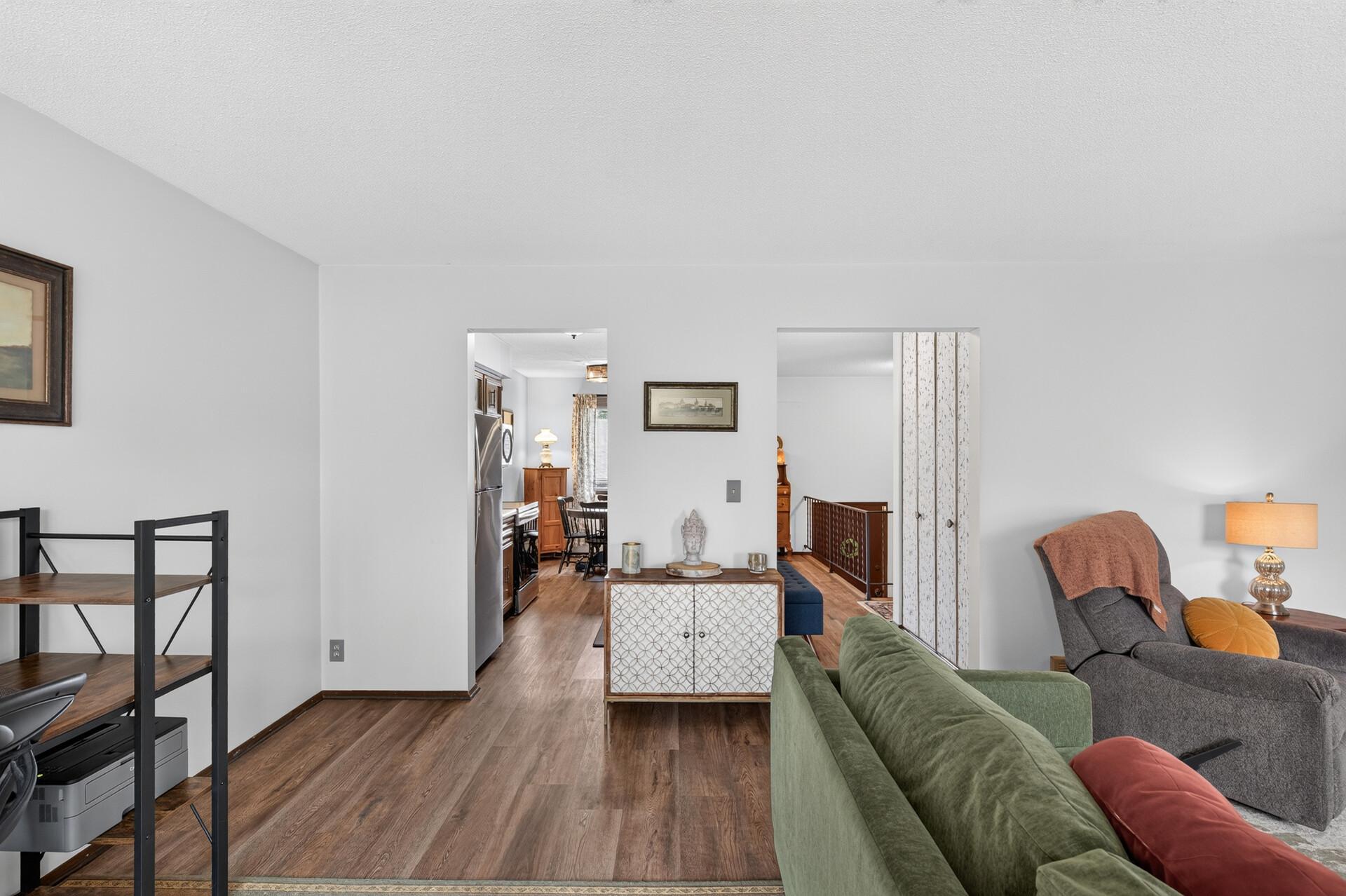 View of Residential at 1802 Humboldt Avenue, West Saint Paul MN 55118, West Saint Paul (13 of 30) - Mike Wilen | Minnesota Team Real Estate