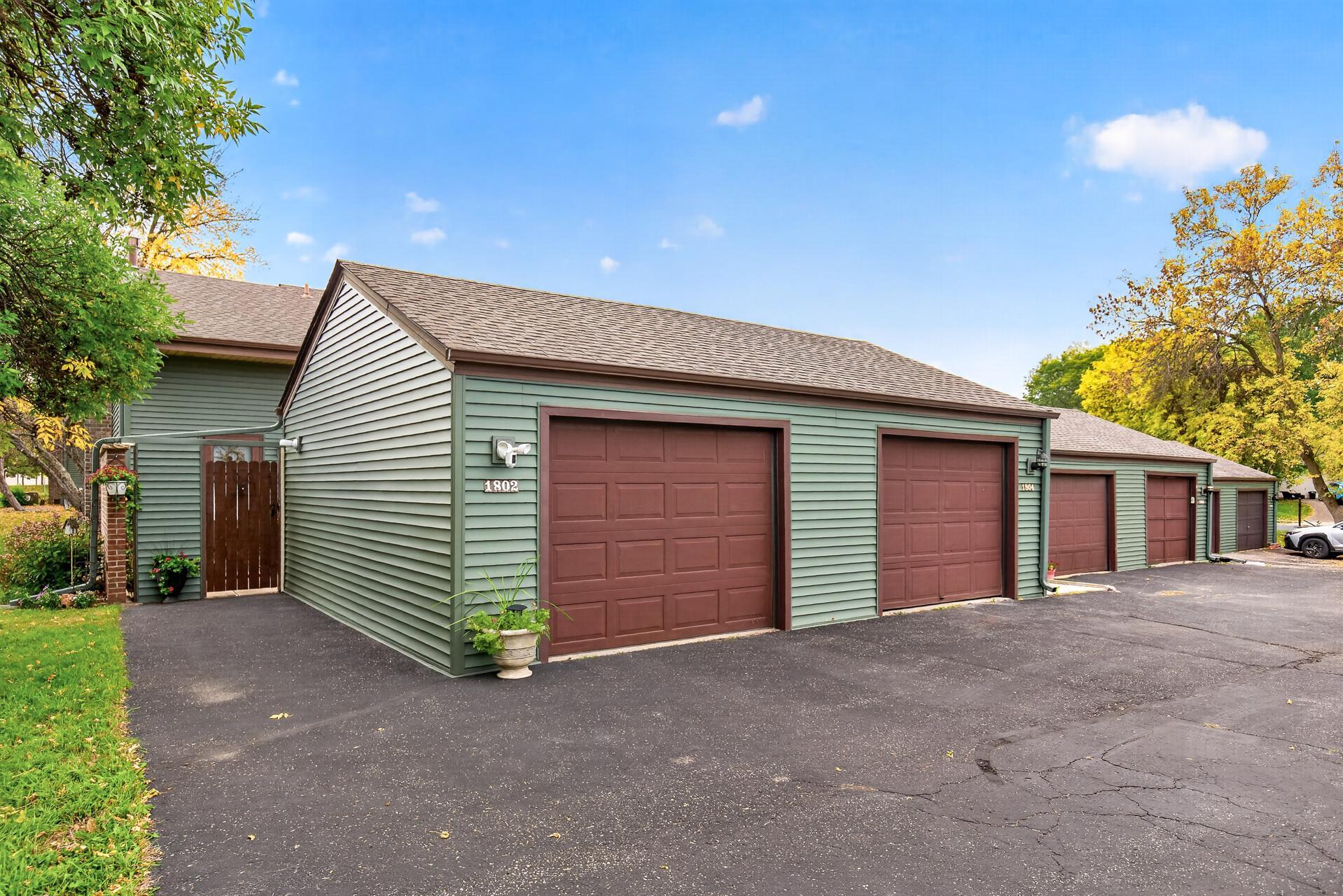 View of Residential at 1802 Humboldt Avenue, West Saint Paul MN 55118, West Saint Paul (6 of 30) - Mike Wilen | Minnesota Team Real Estate