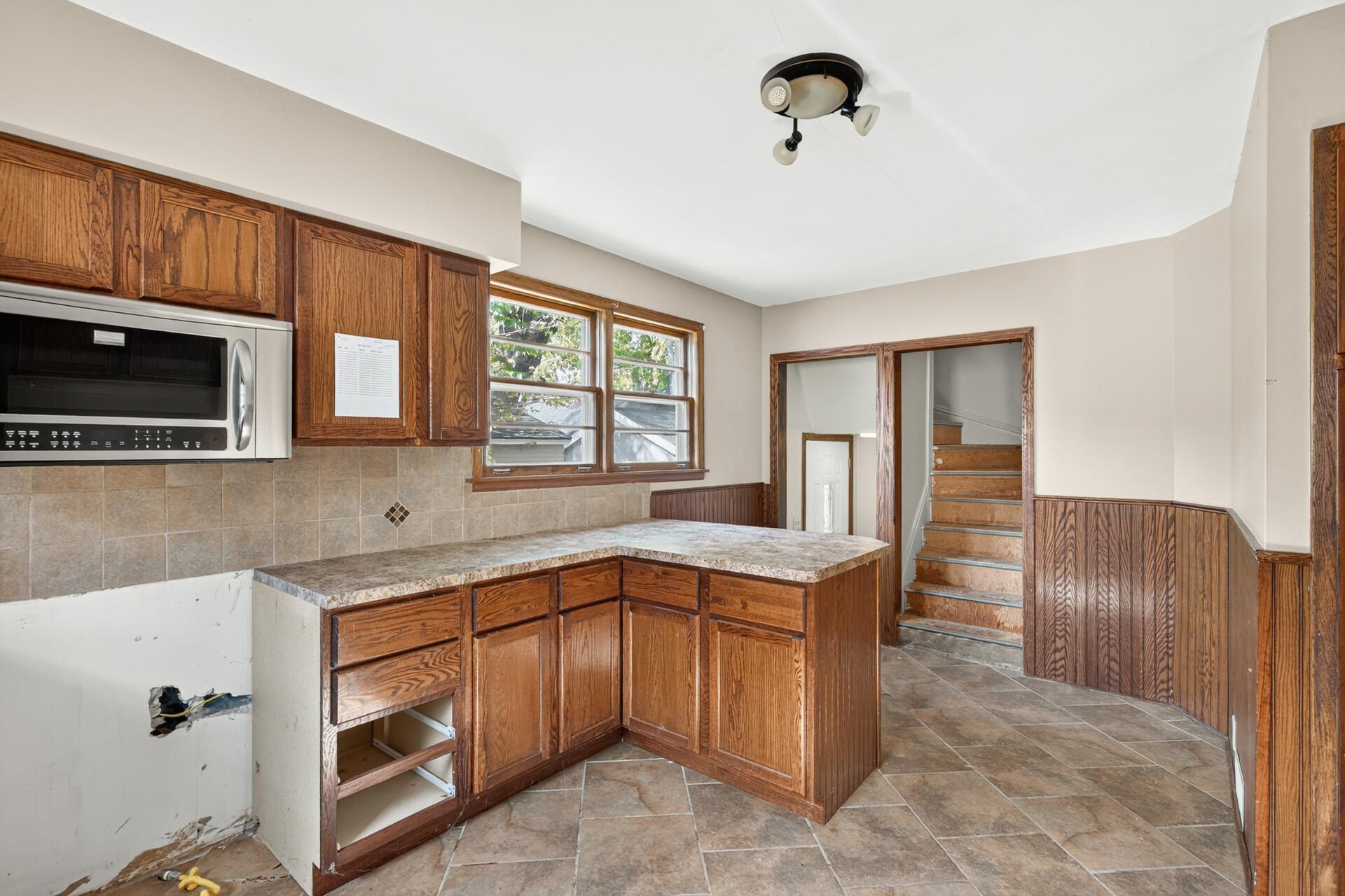 View of Residential at 1007 Victoria Street, Saint Paul MN 55103, Saint Paul (16 of 46) - Mike Wilen | Minnesota Team Real Estate