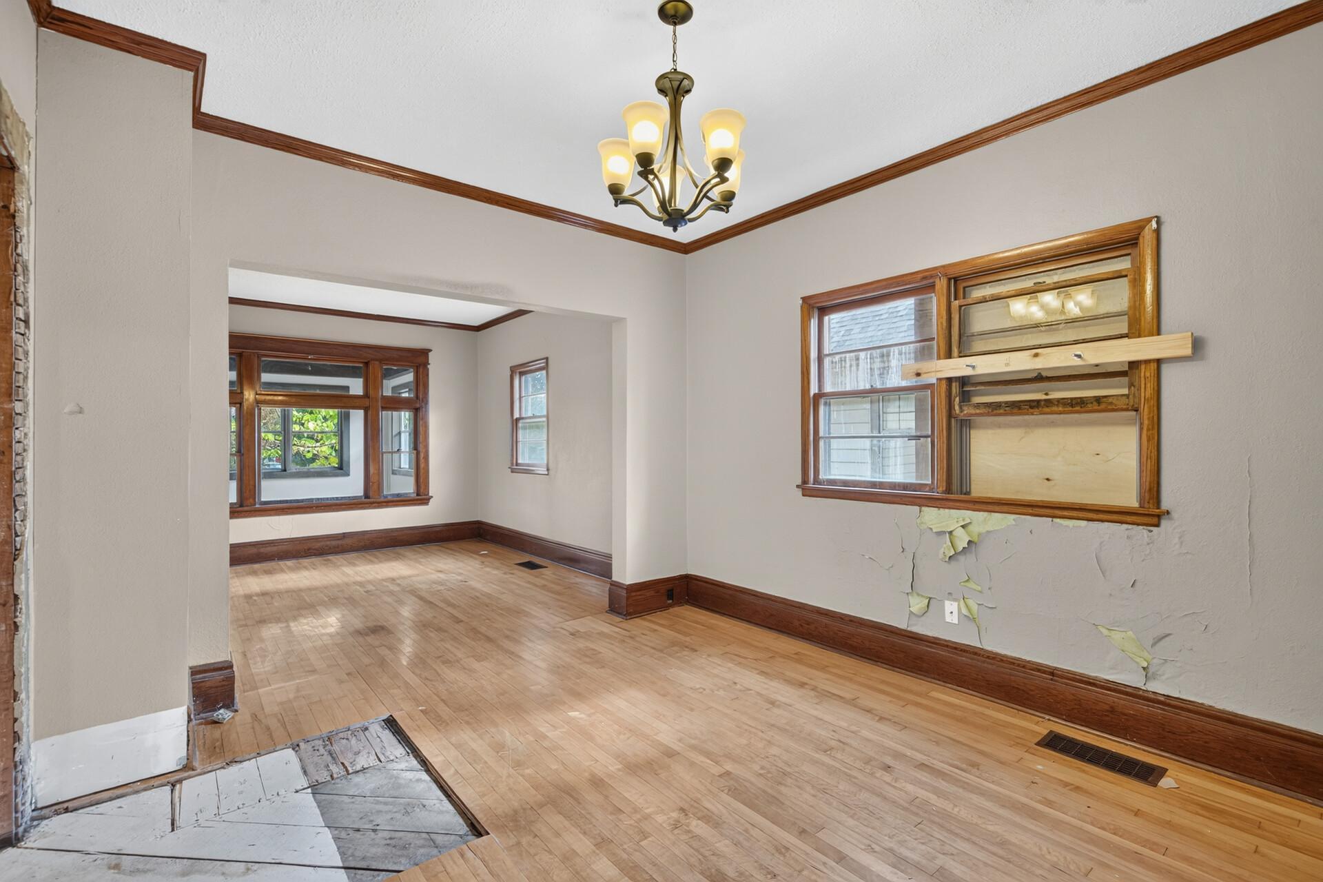 View of Residential at 1007 Victoria Street, Saint Paul MN 55103, Saint Paul (13 of 46) - Mike Wilen | Minnesota Team Real Estate