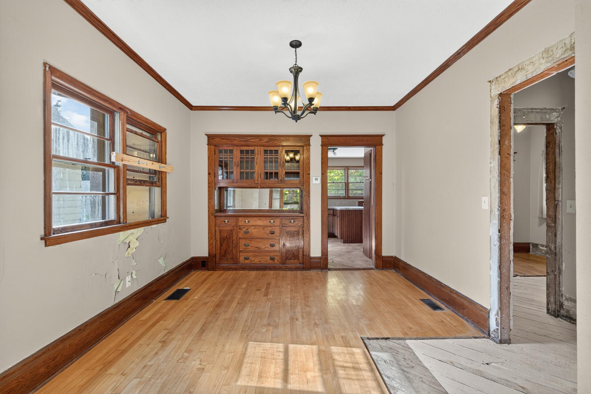 View of Residential at 1007 Victoria Street, Saint Paul MN 55103, Saint Paul (11 of 46) - Mike Wilen | Minnesota Team Real Estate